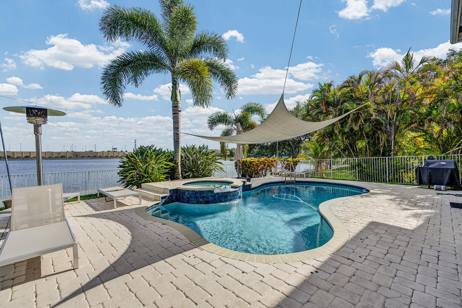 10290 NW 60th, Parkland FL 33076
