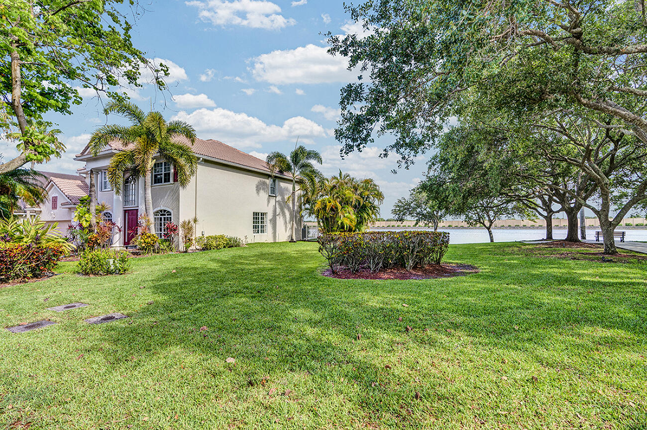10290 NW 60th, Parkland FL 33076