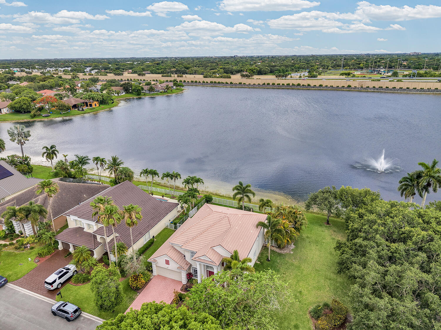 10290 NW 60th, Parkland FL 33076