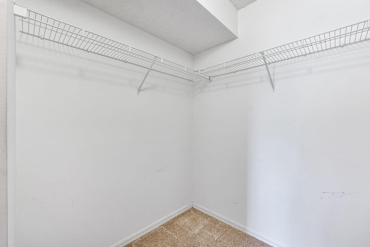 5011 Wiles #303, Coconut Creek FL 33073