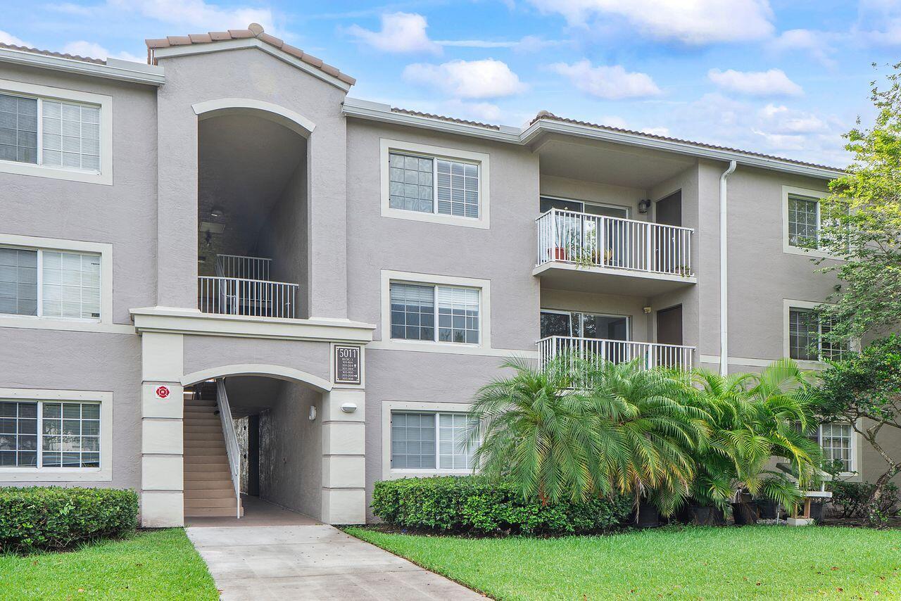 5011 Wiles #303, Coconut Creek FL 33073