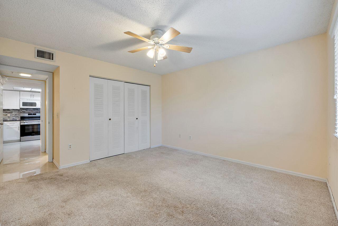 5011 Wiles #303, Coconut Creek FL 33073