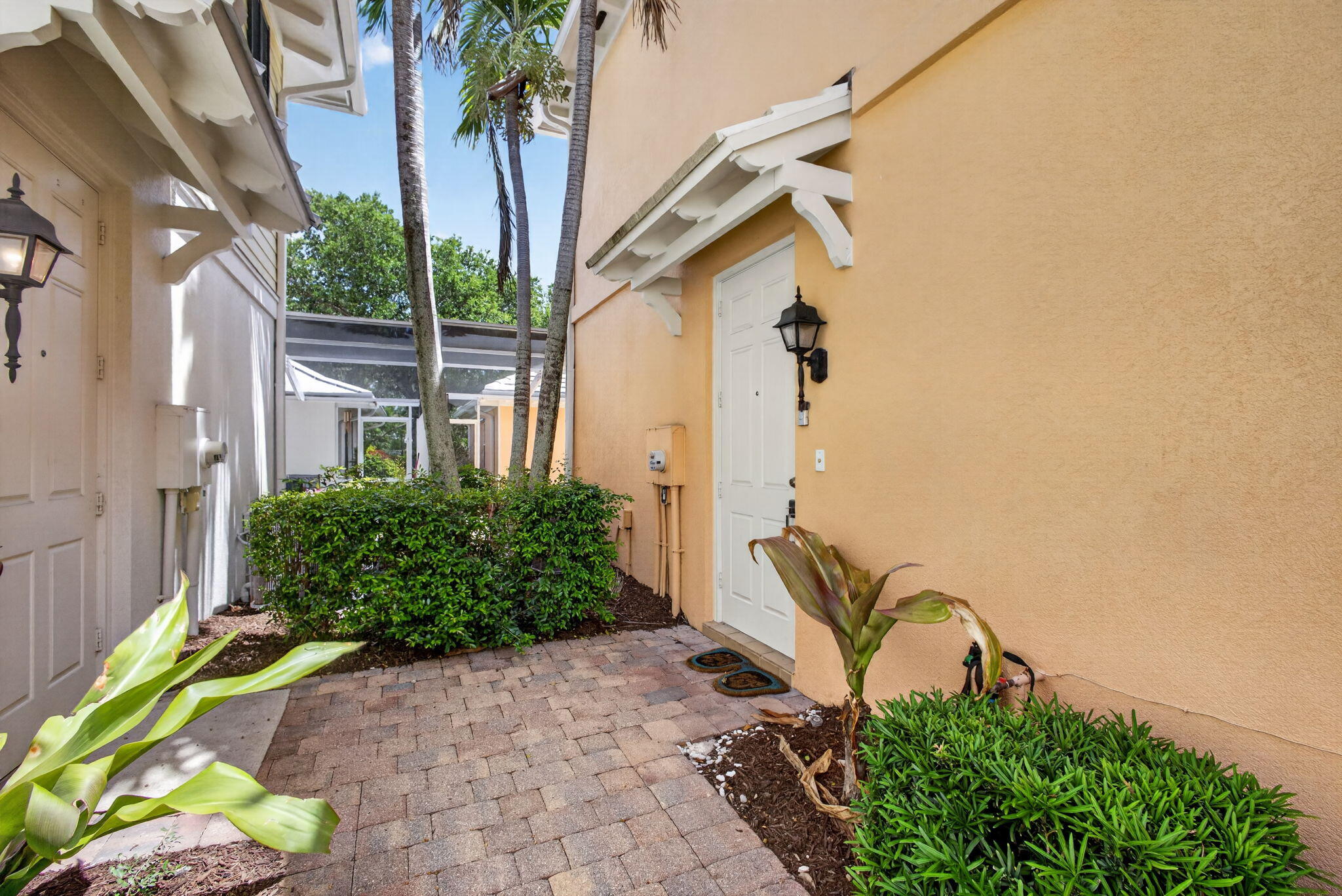 219 Soriano, Jupiter FL 33458