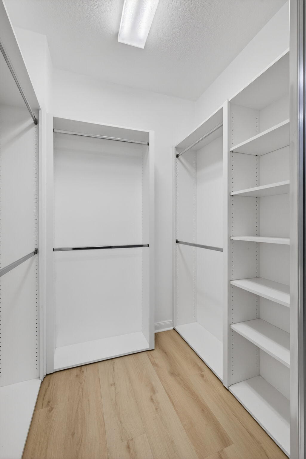 219 Soriano, Jupiter FL 33458