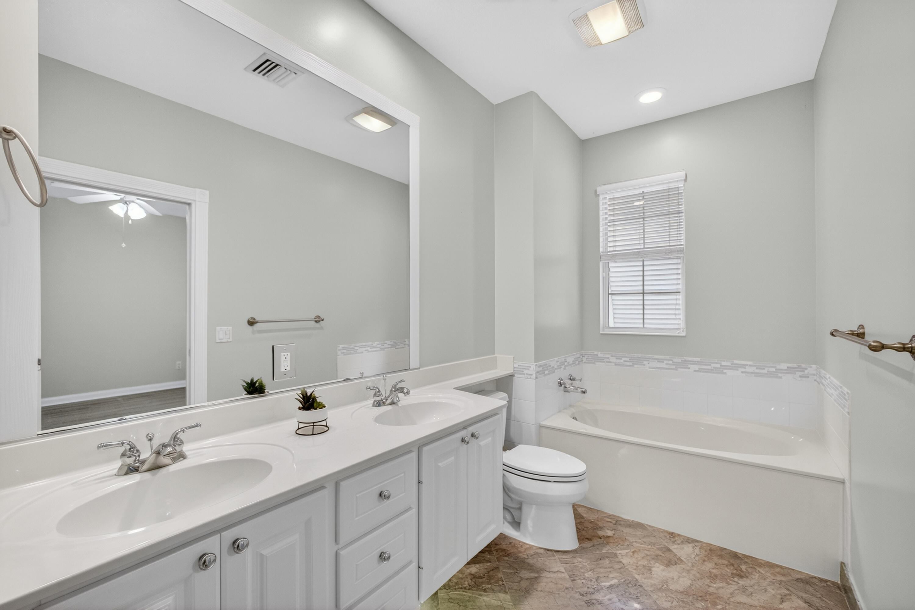 219 Soriano, Jupiter FL 33458