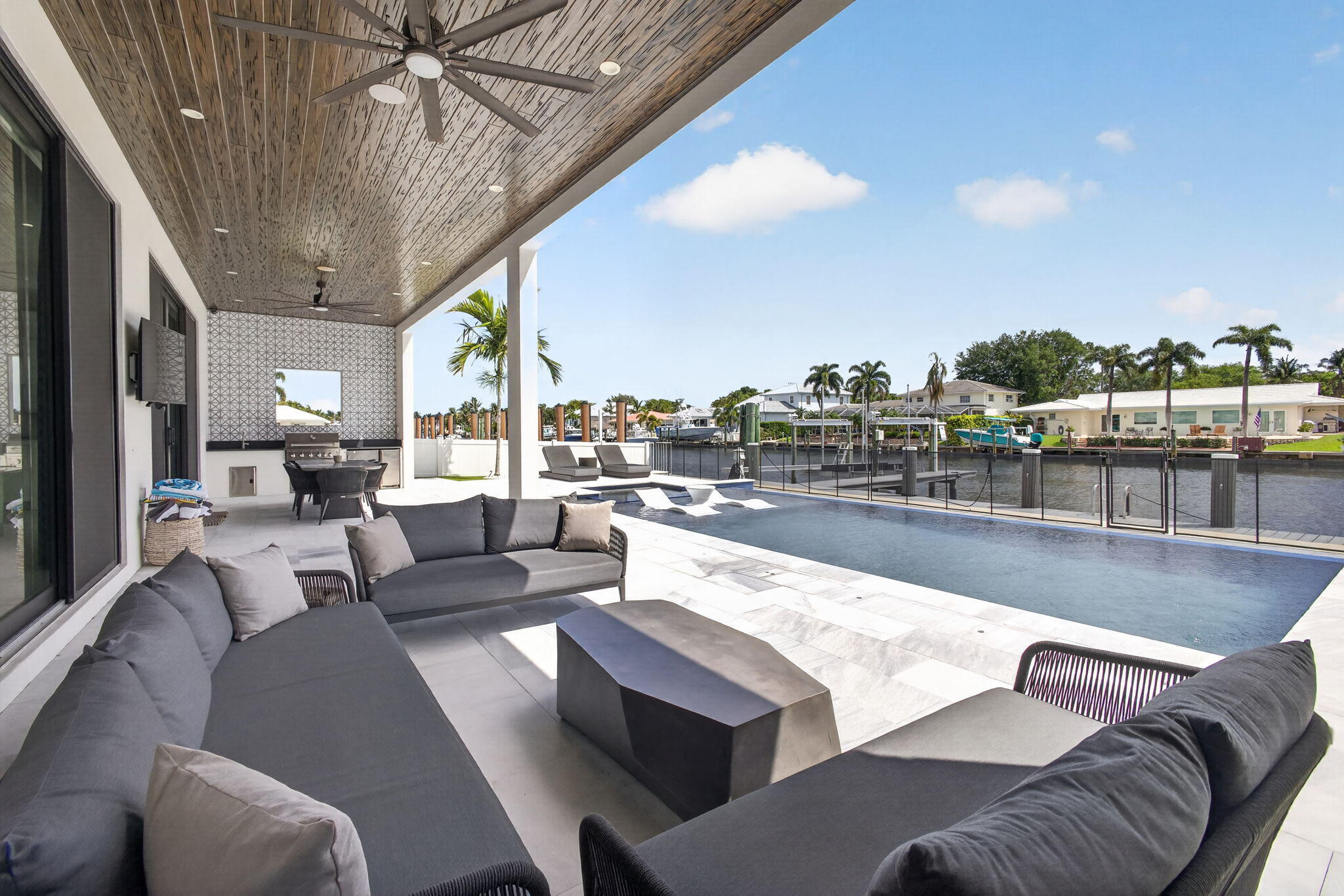 824 Shore, North Palm Beach FL 33408