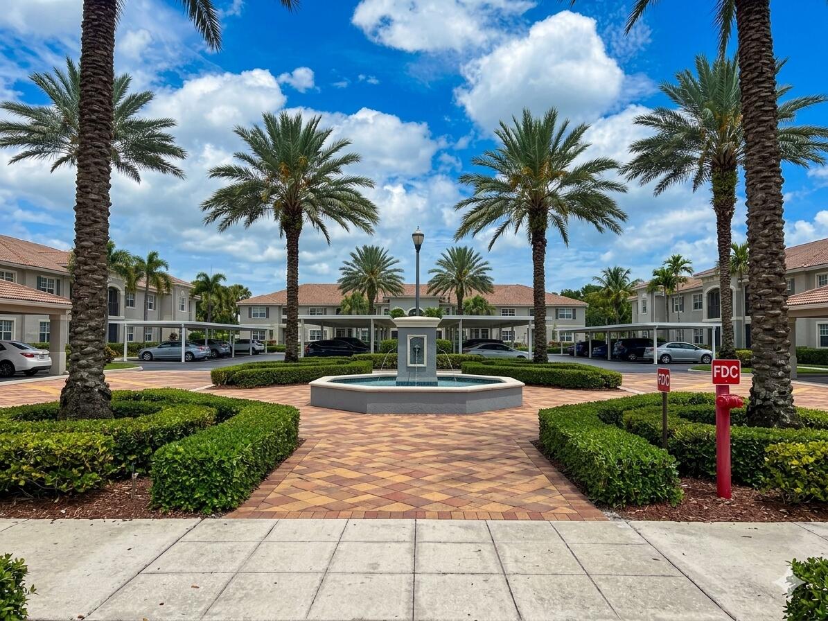 7564 Regency Lake #202, Boca Raton FL 33433