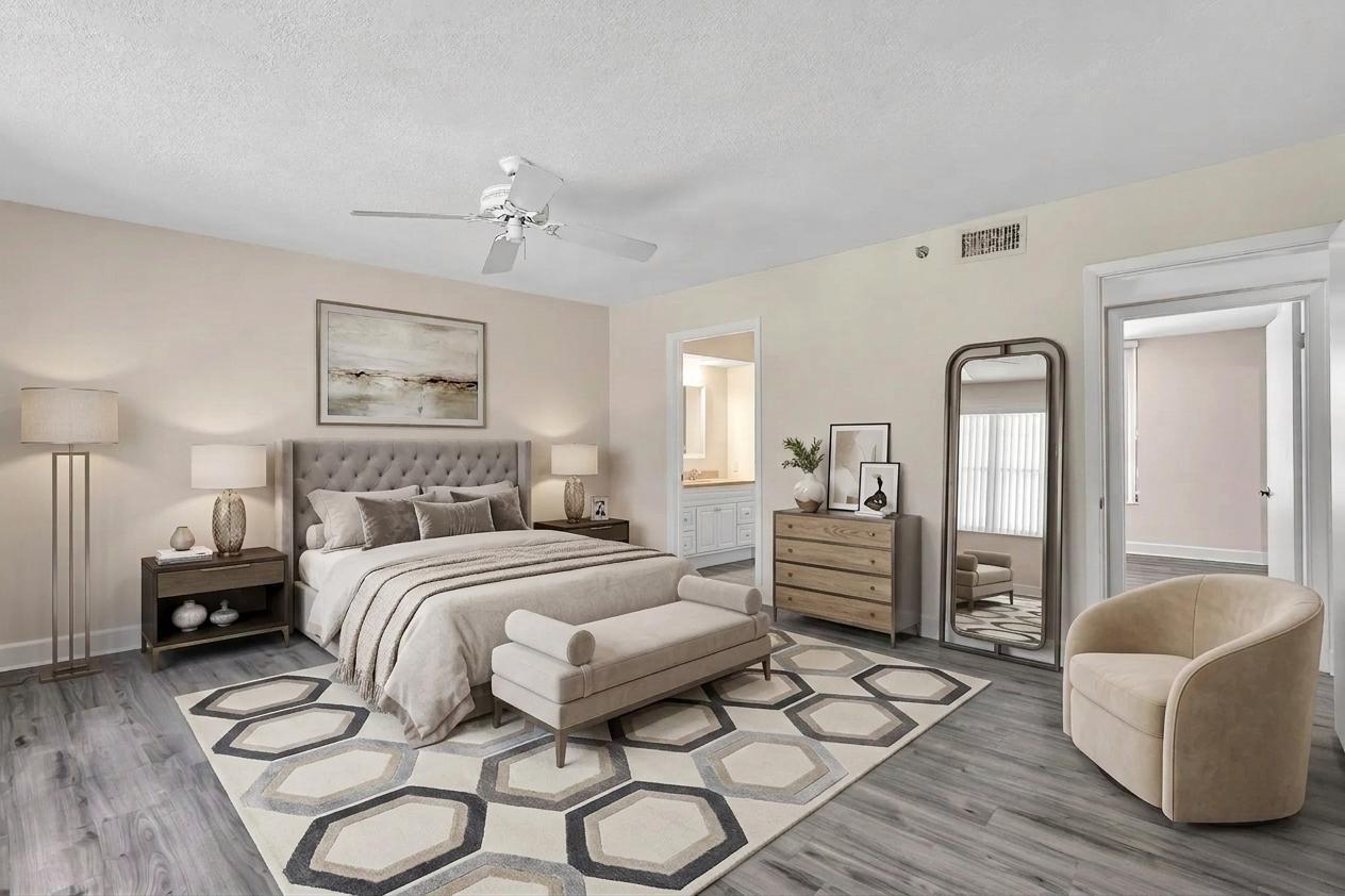 7564 Regency Lake #202, Boca Raton FL 33433