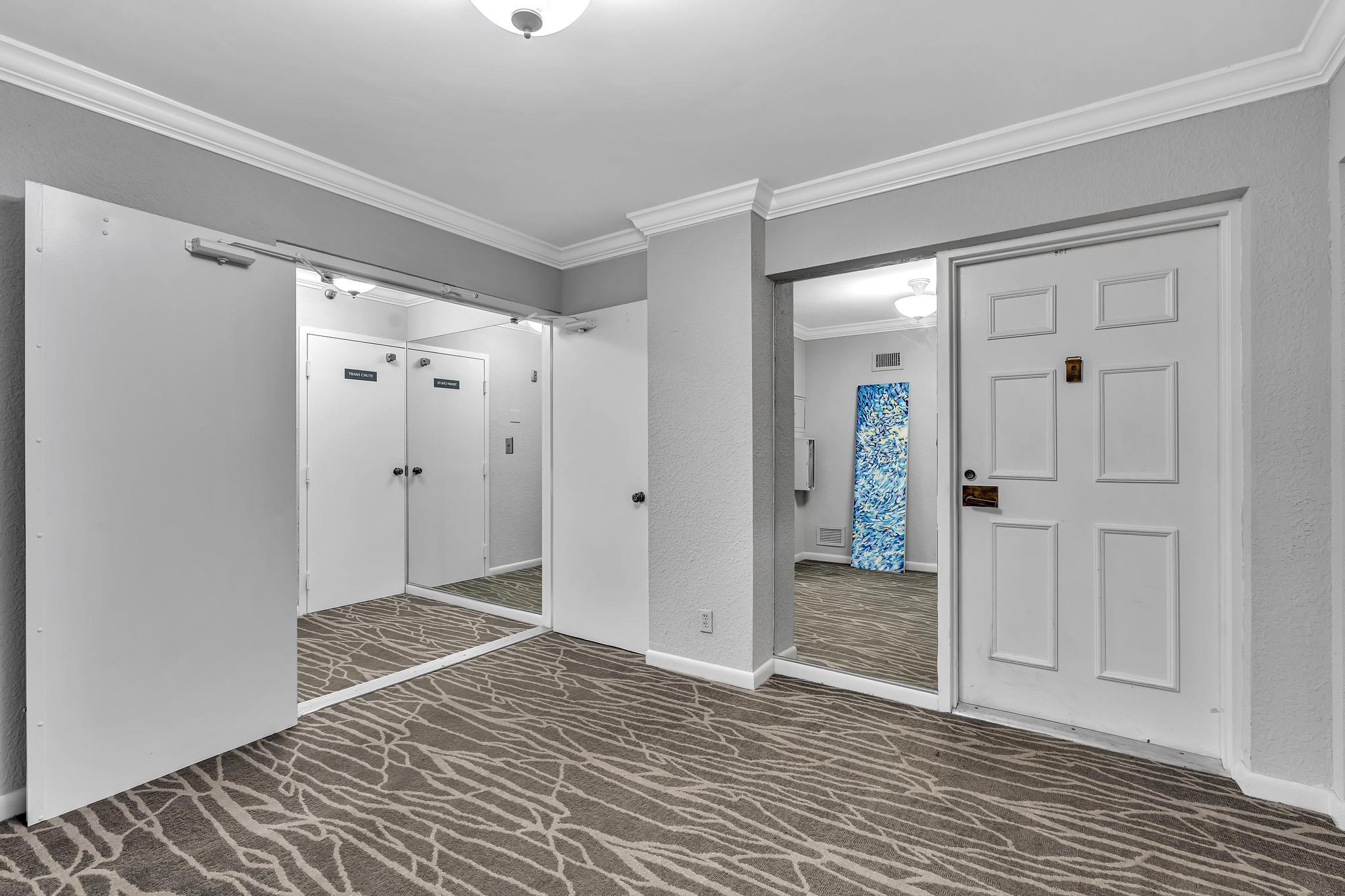7564 Regency Lake #202, Boca Raton FL 33433