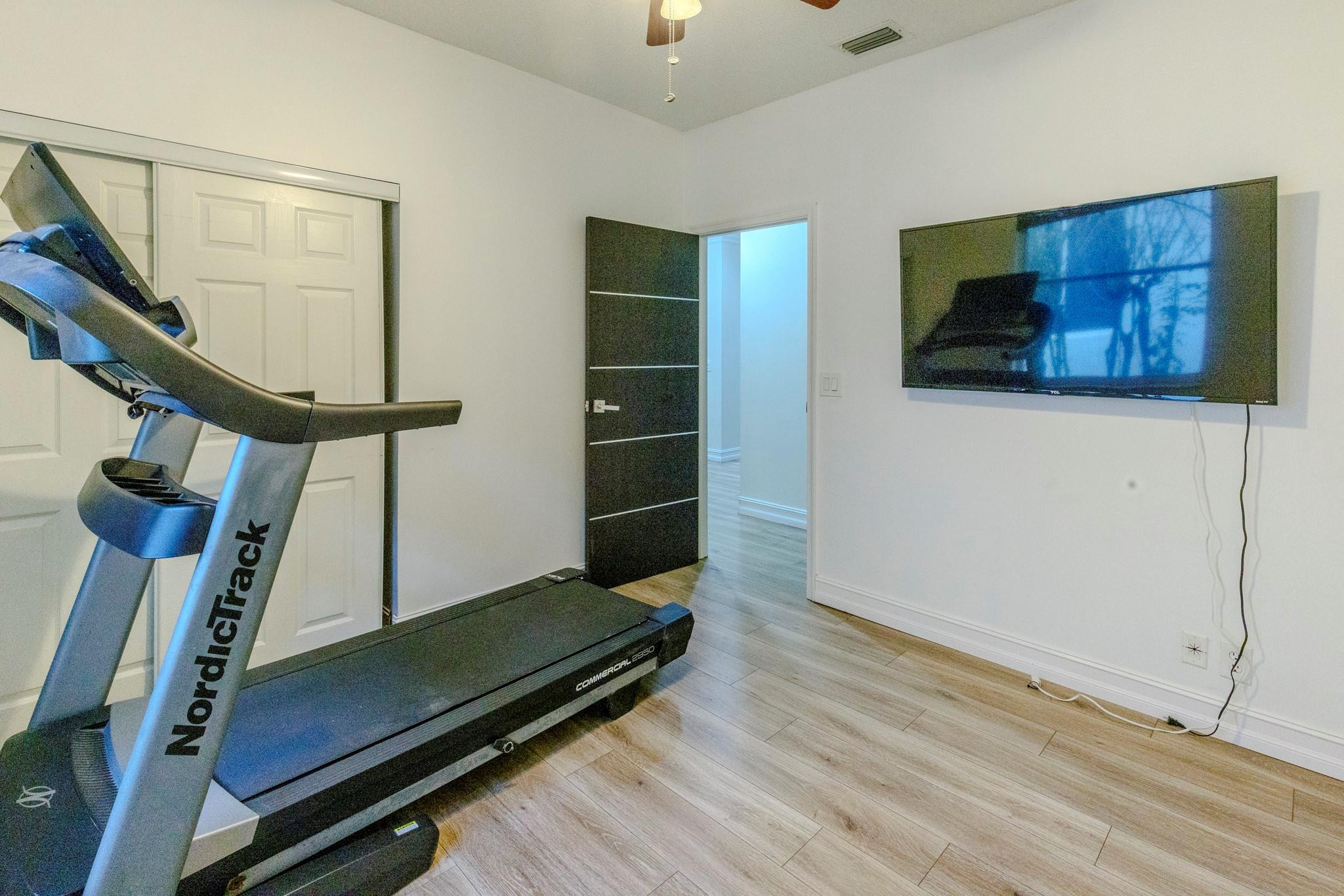4082 Trenton, Cooper City FL 33026