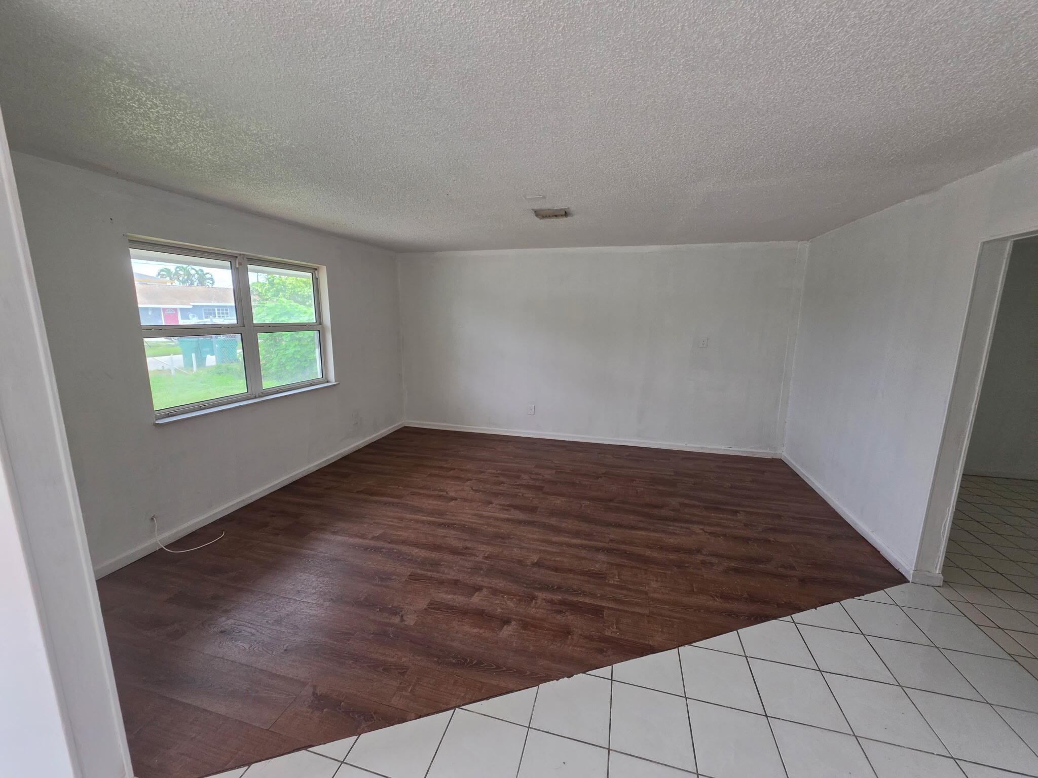 1216 Giller, Mangonia Park FL 33407