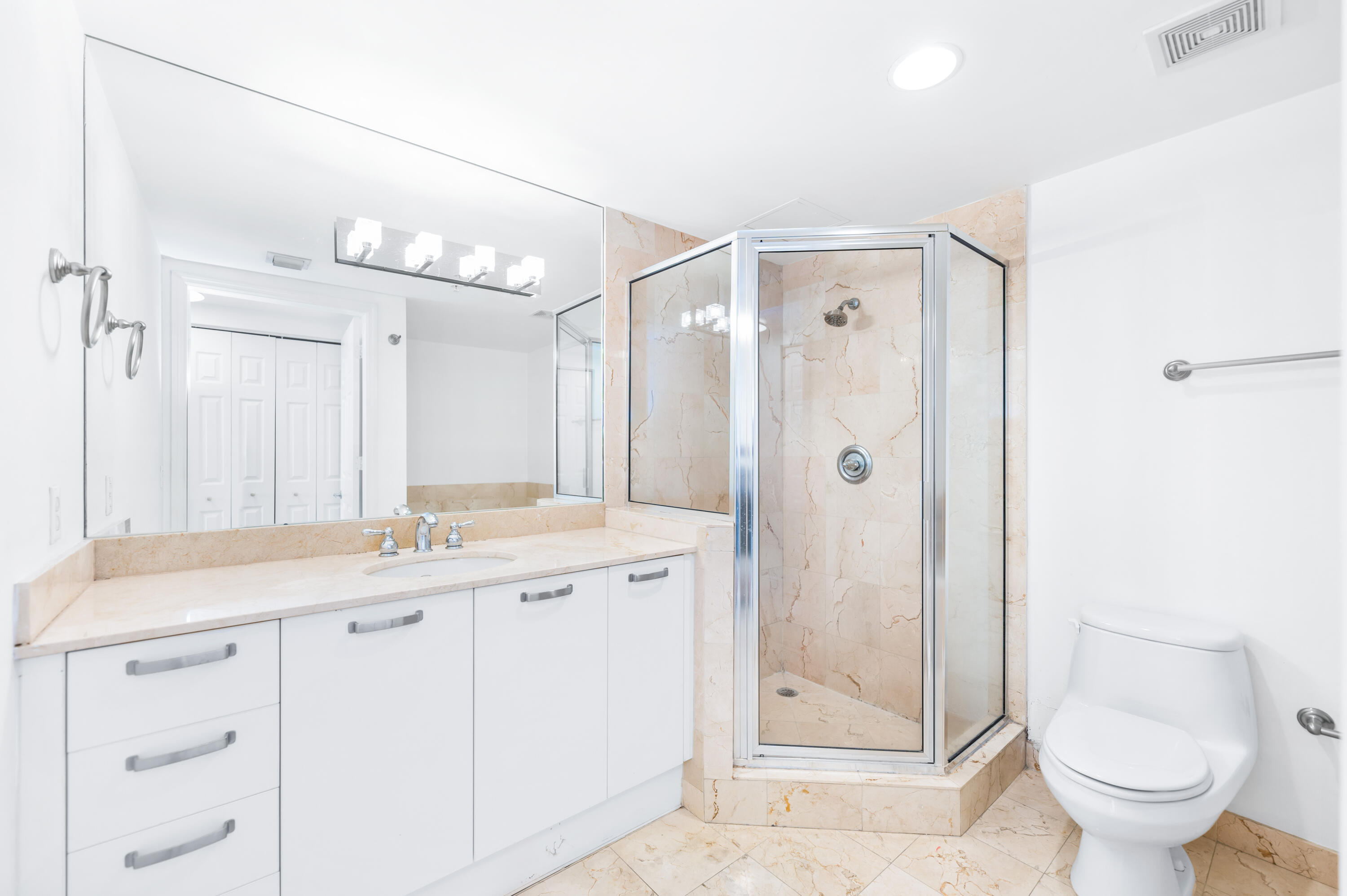 2030 S Douglas #807, Coral Gables FL 33134
