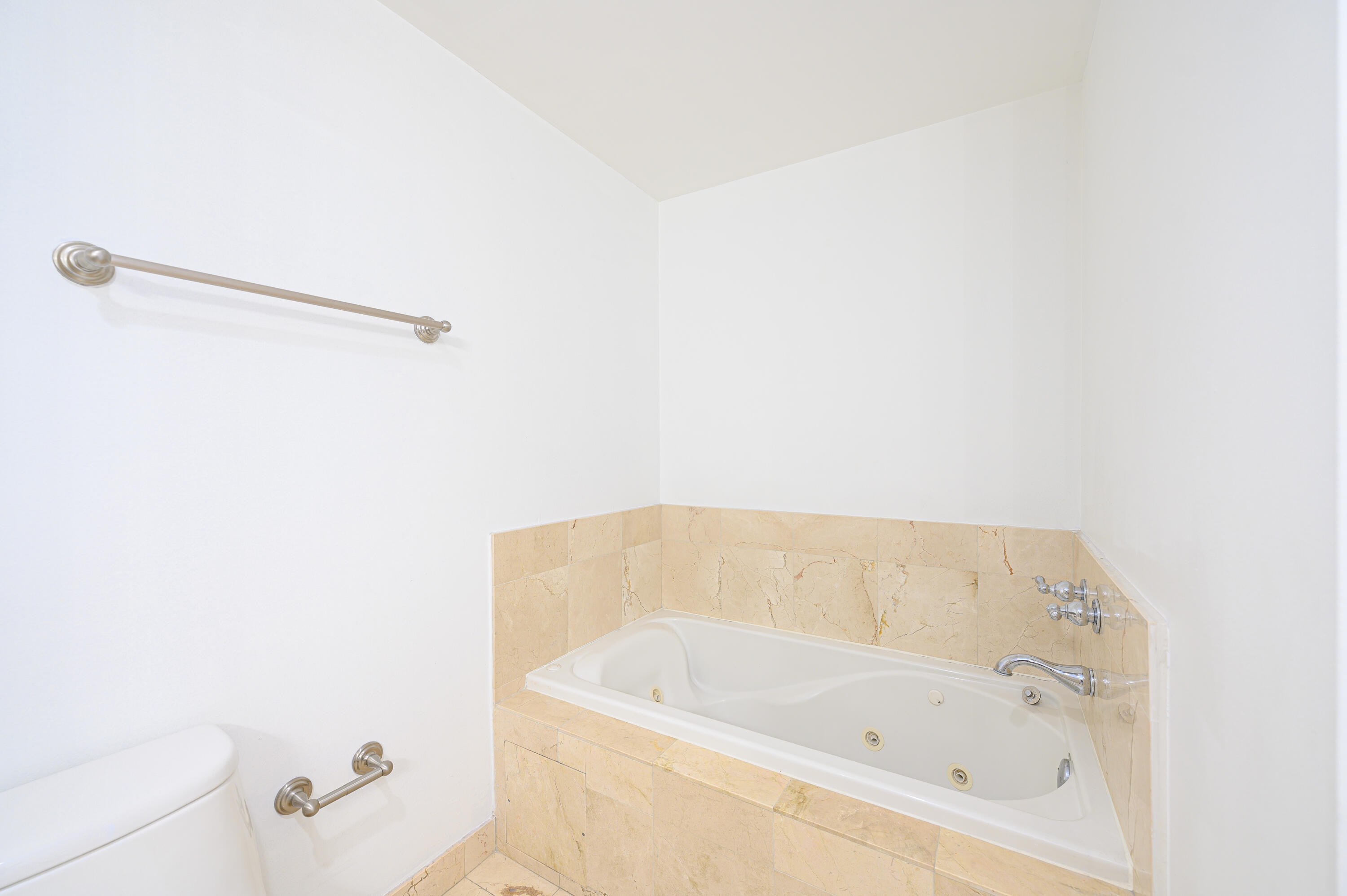 2030 S Douglas #807, Coral Gables FL 33134