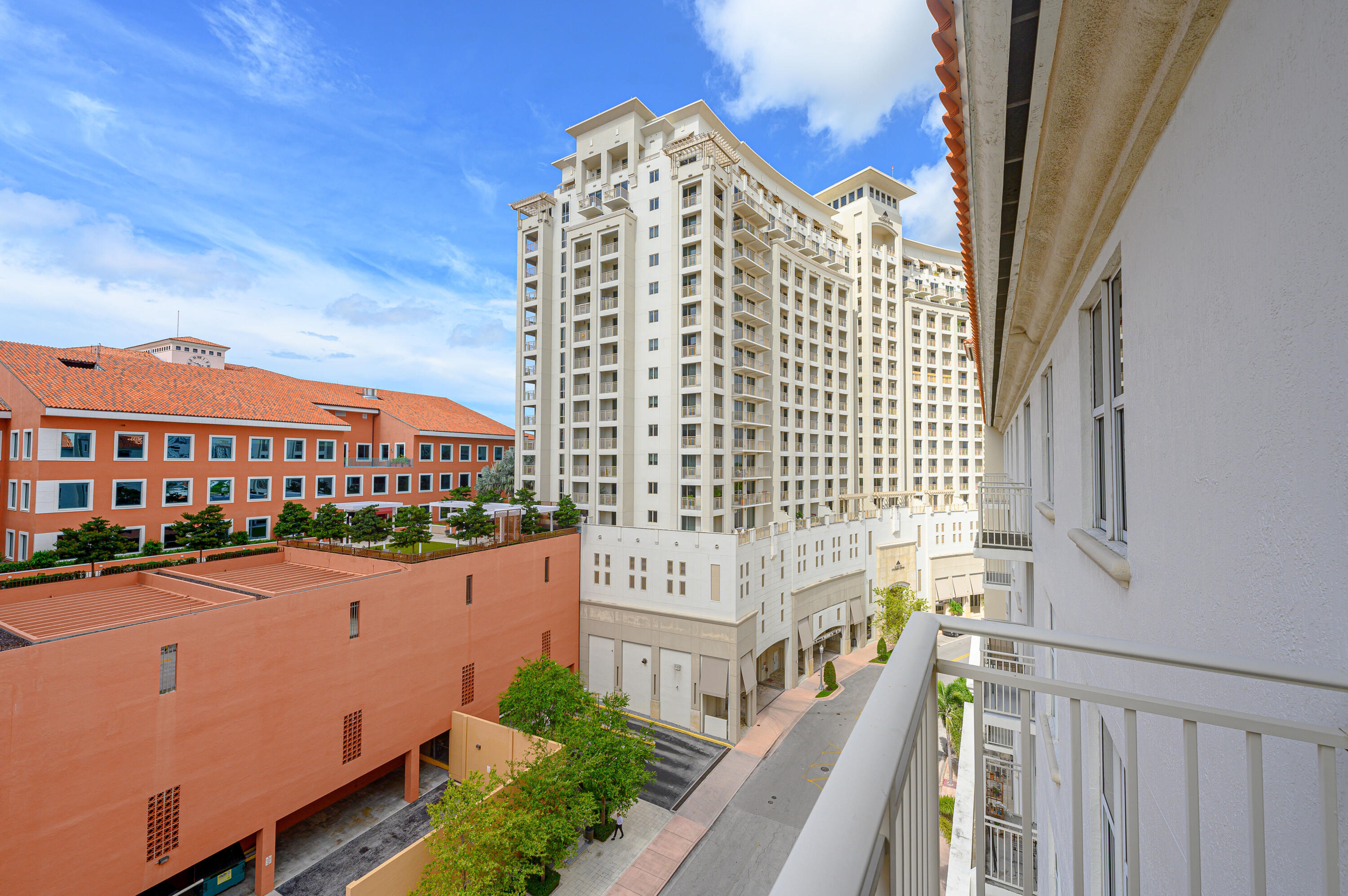 2030 S Douglas #807, Coral Gables FL 33134