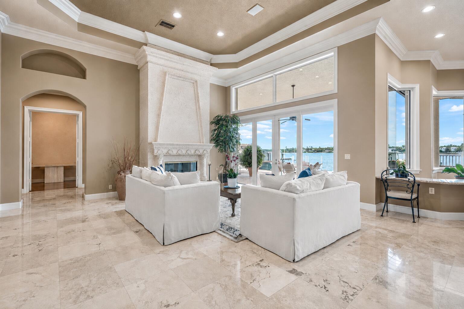 47 River, Tequesta FL 33469