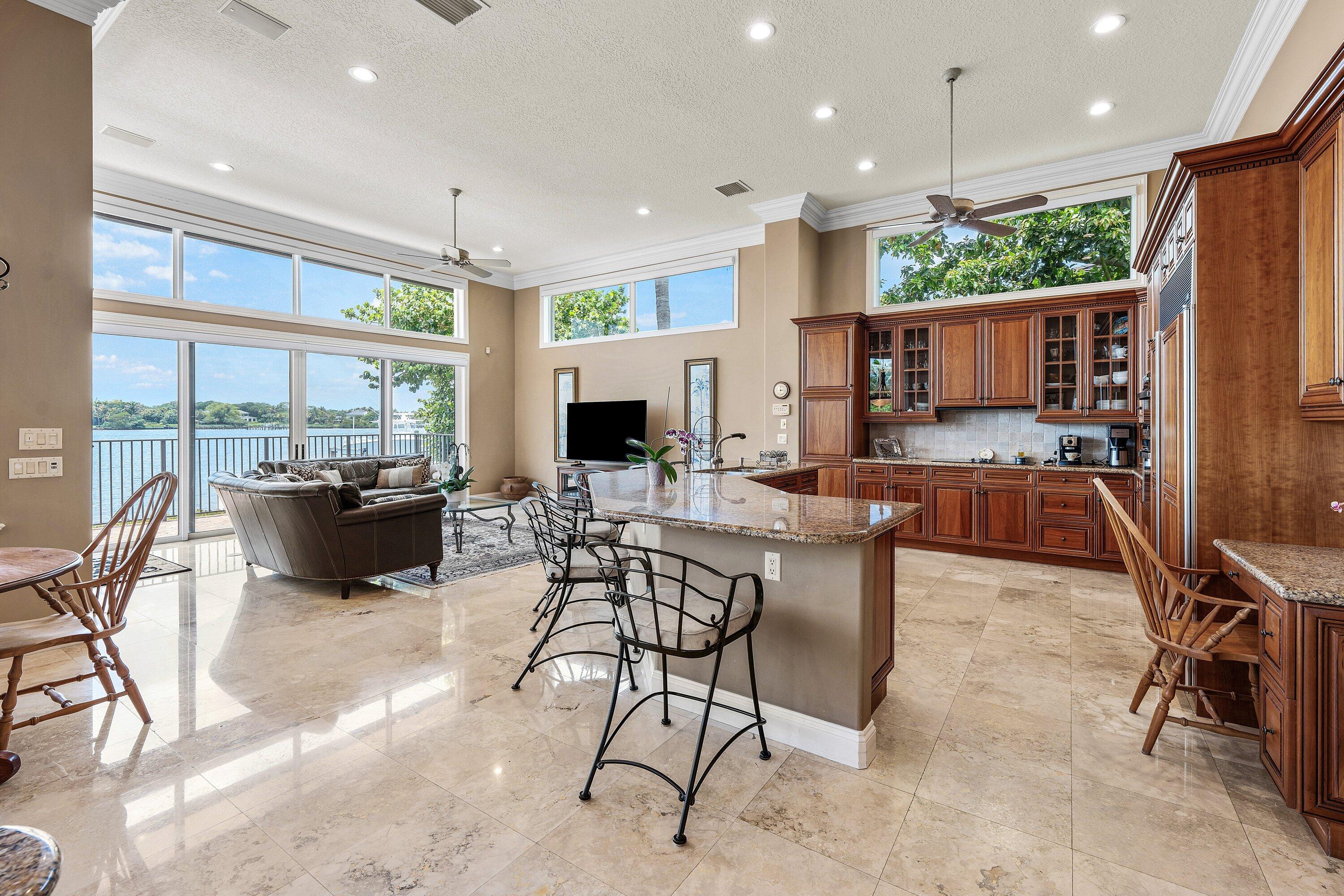 47 River, Tequesta FL 33469