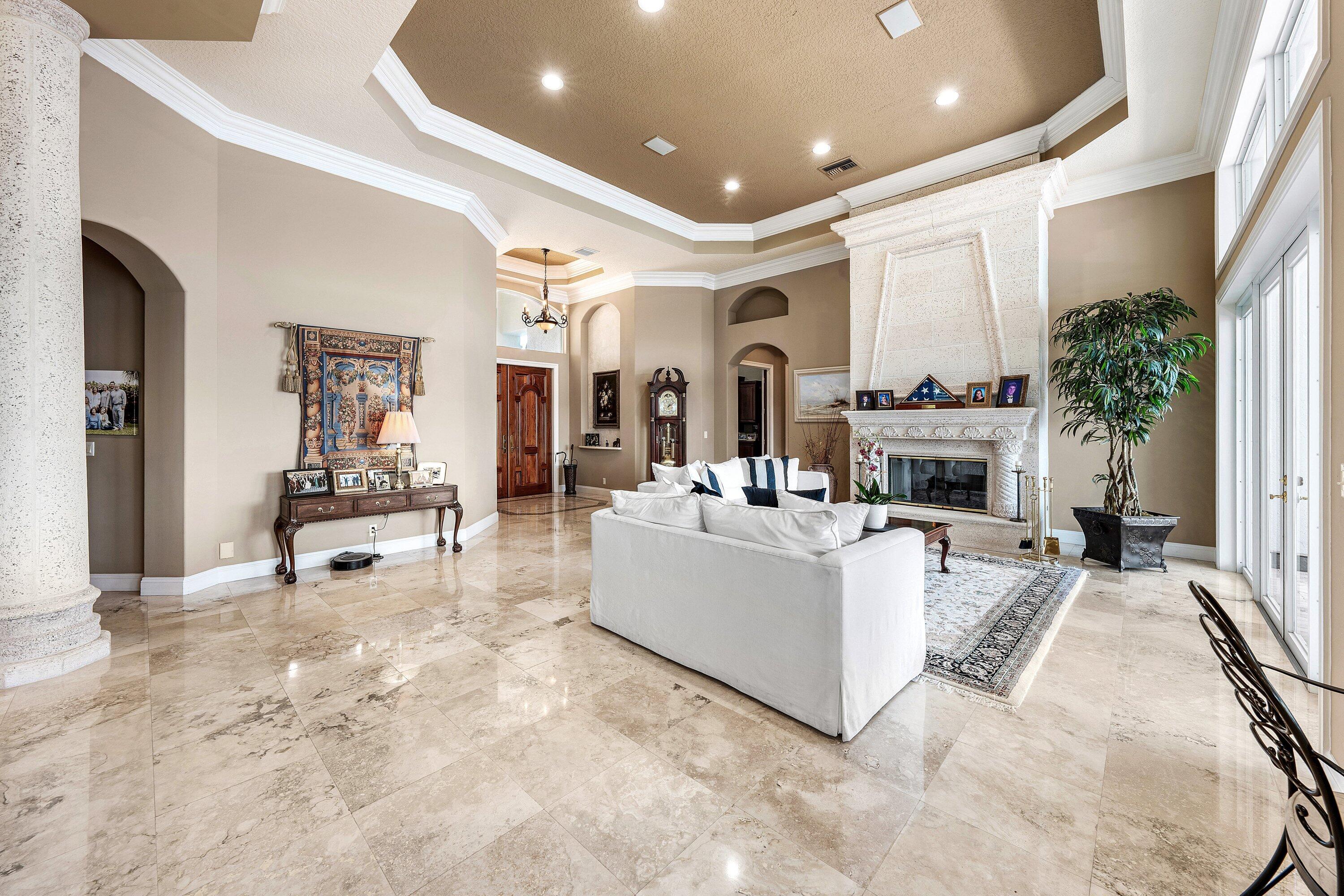 47 River, Tequesta FL 33469