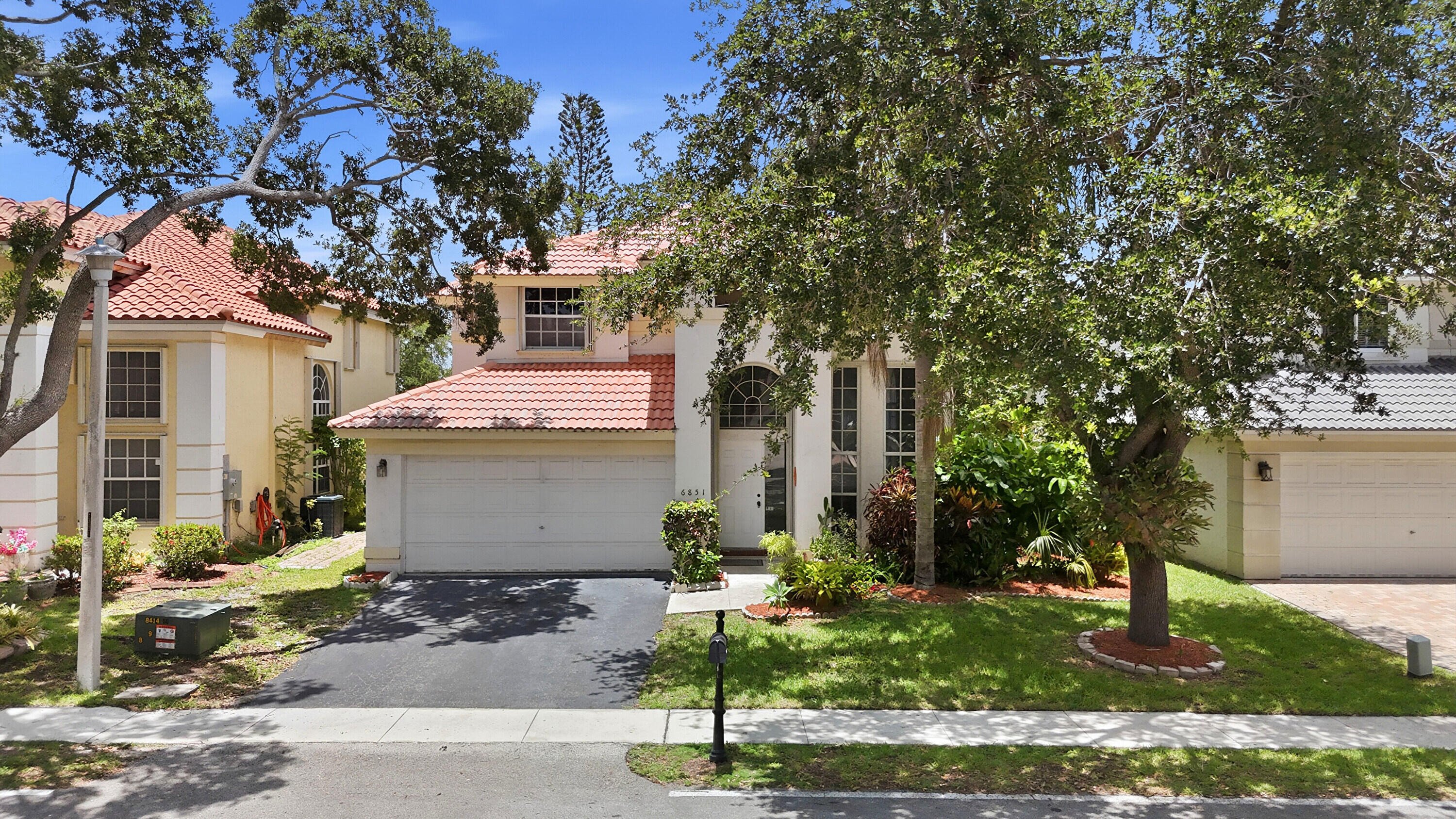 6851 NW 27th, Margate FL 33063