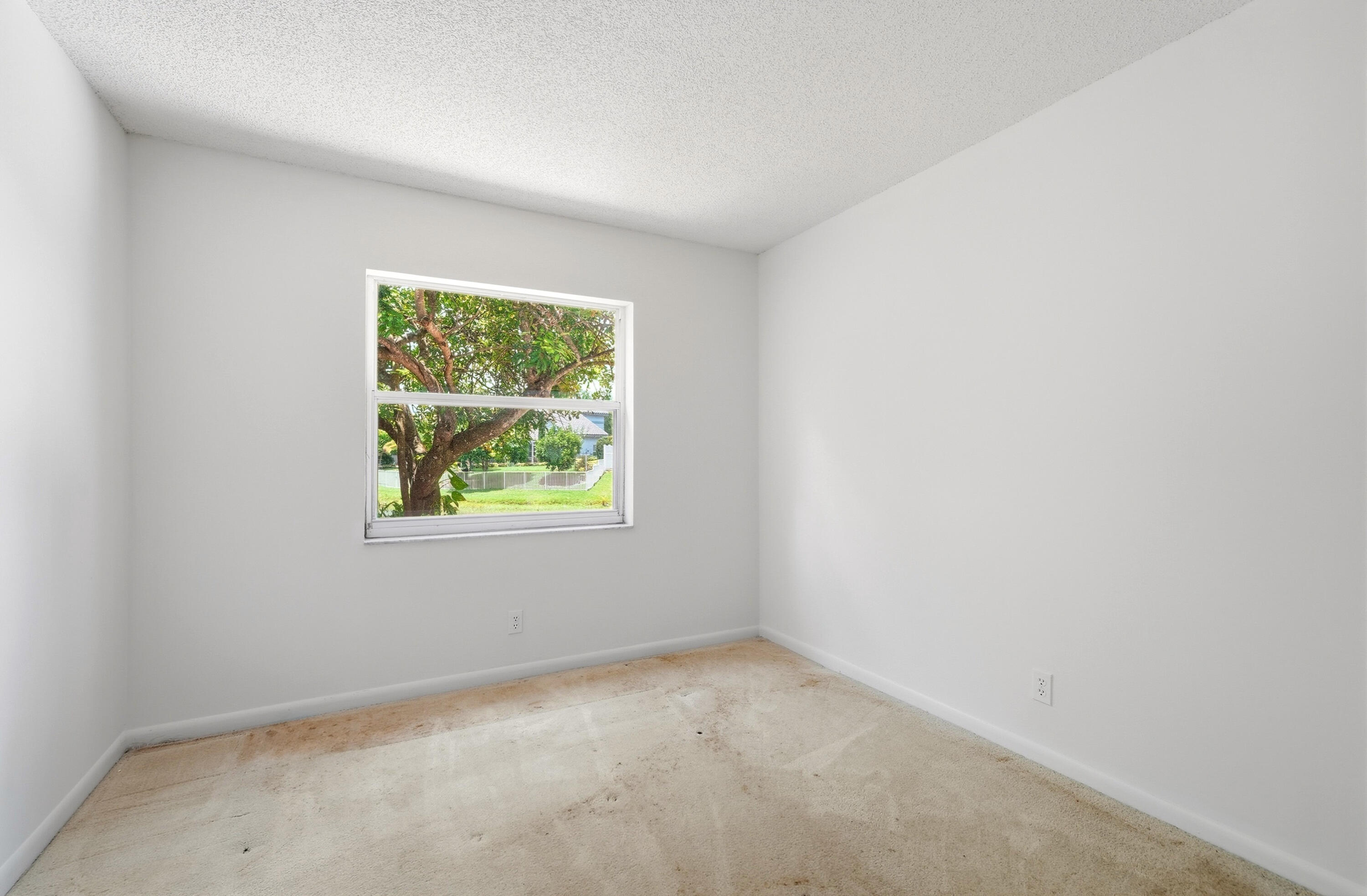 6851 NW 27th, Margate FL 33063