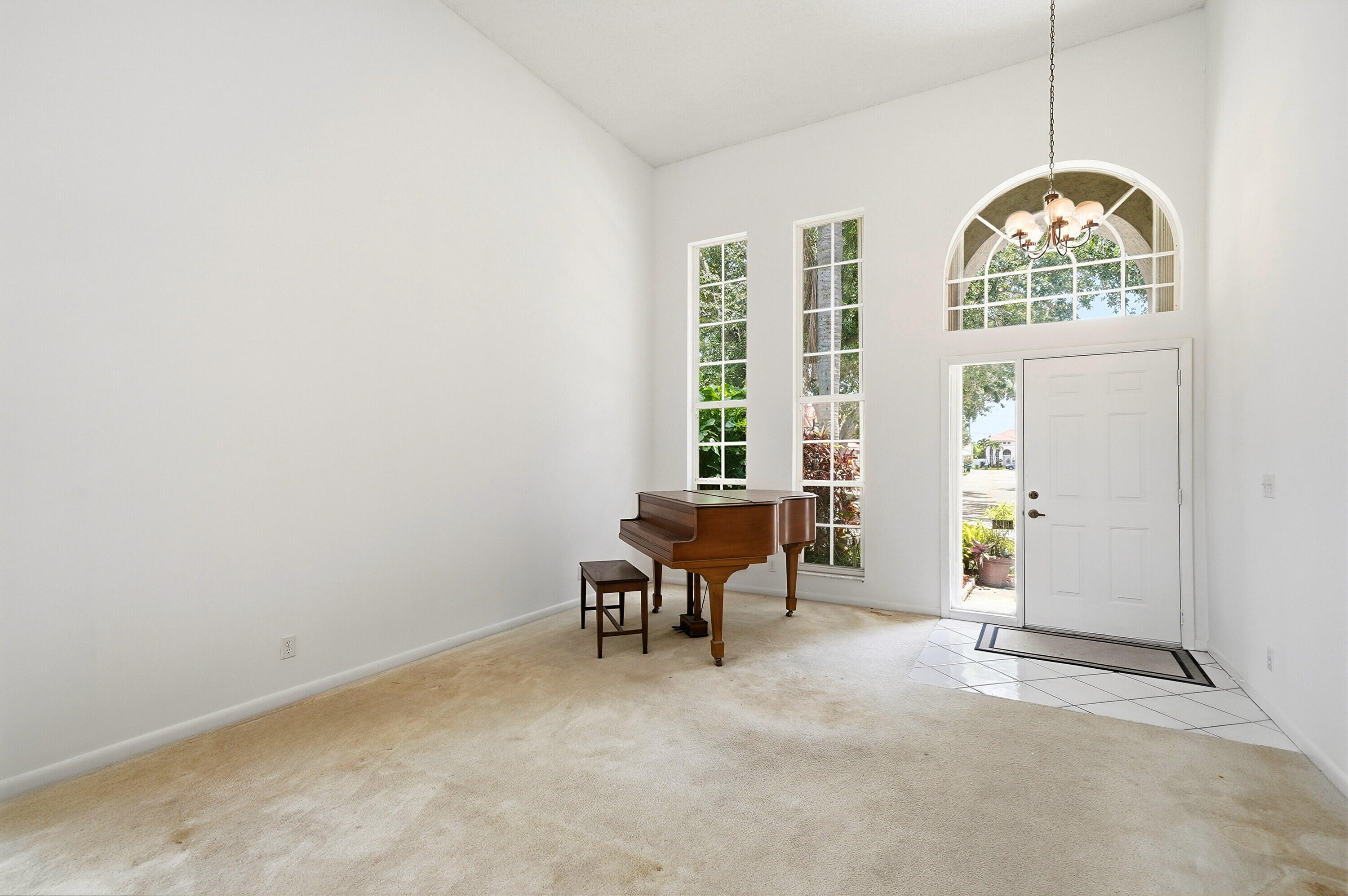 6851 NW 27th, Margate FL 33063
