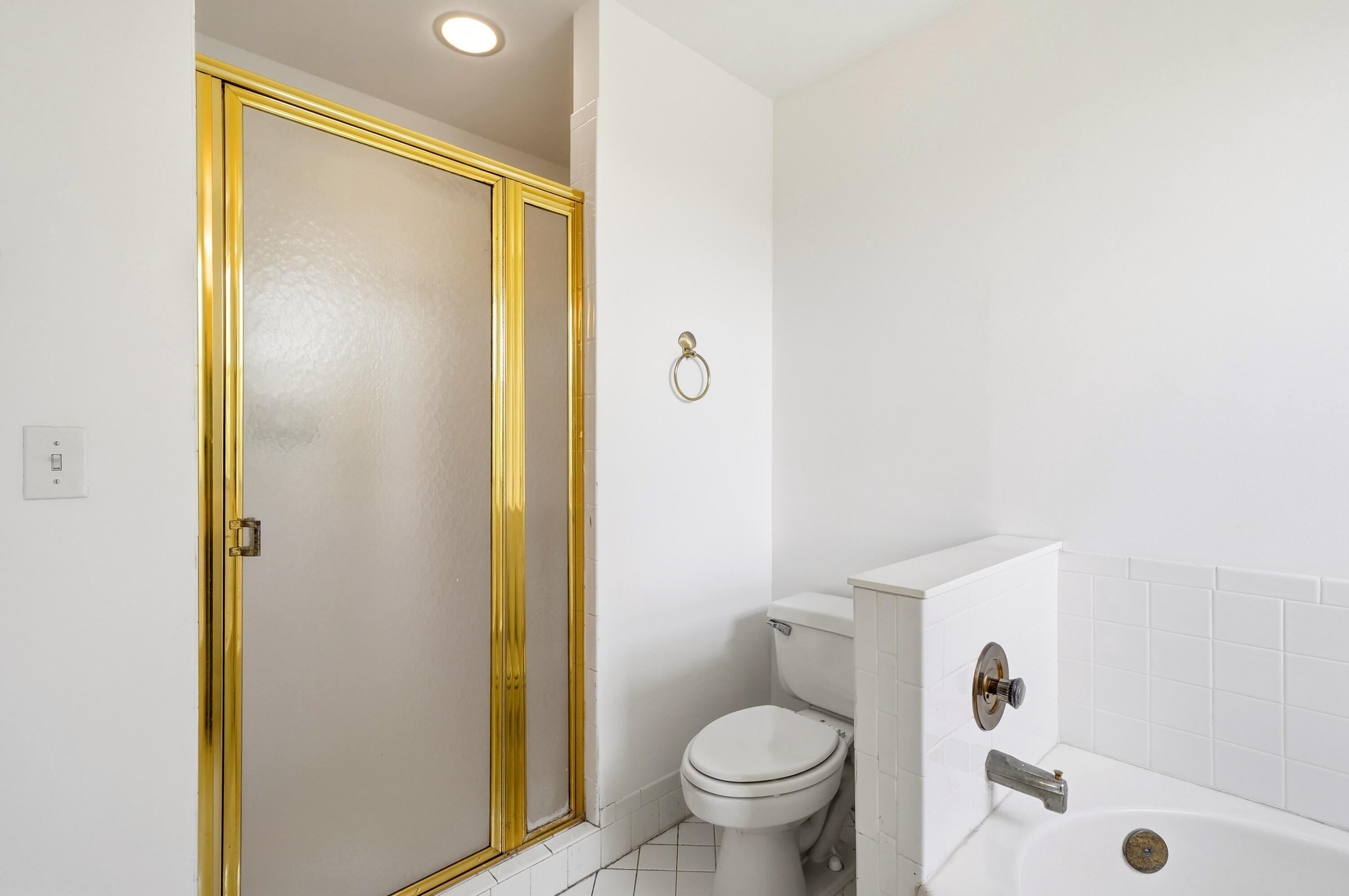 6851 NW 27th, Margate FL 33063