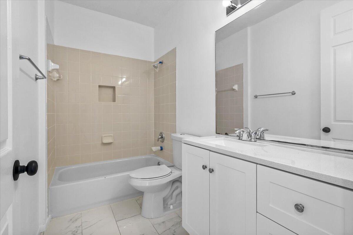1831 Waldorf, Royal Palm Beach FL 33411