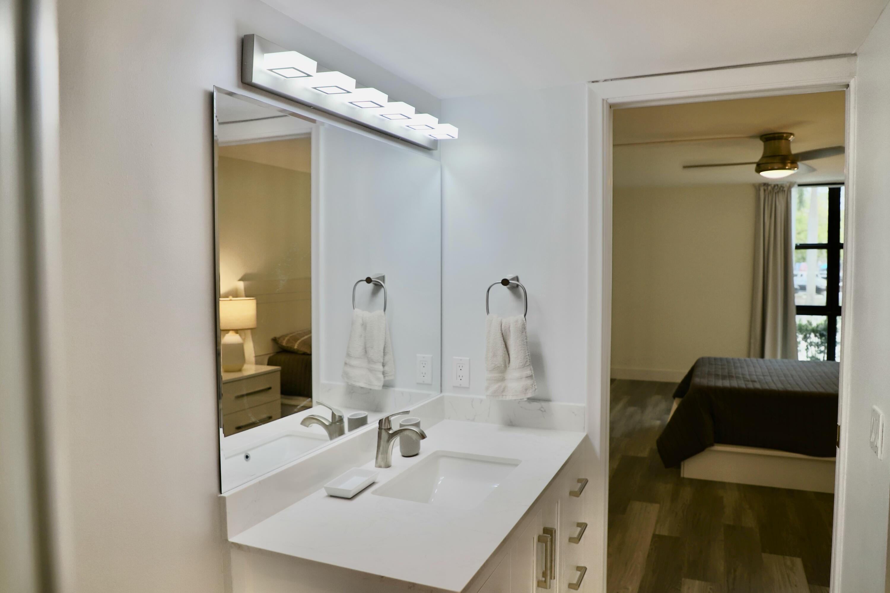 1301 River Reach #111, Fort Lauderdale FL 33315