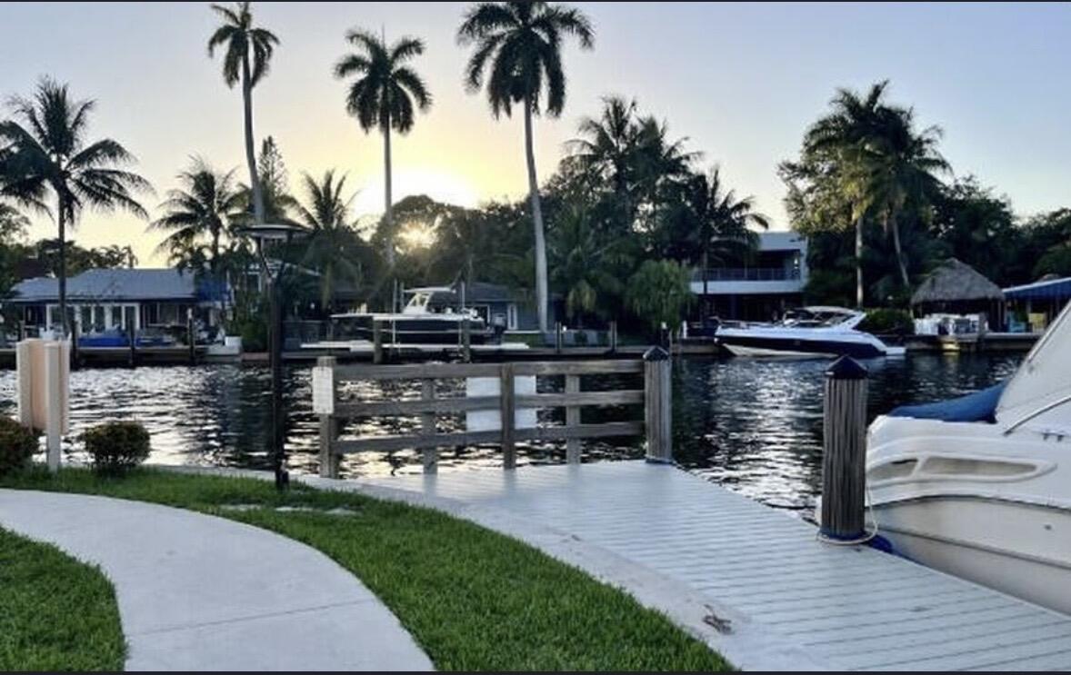 1301 River Reach #111, Fort Lauderdale FL 33315
