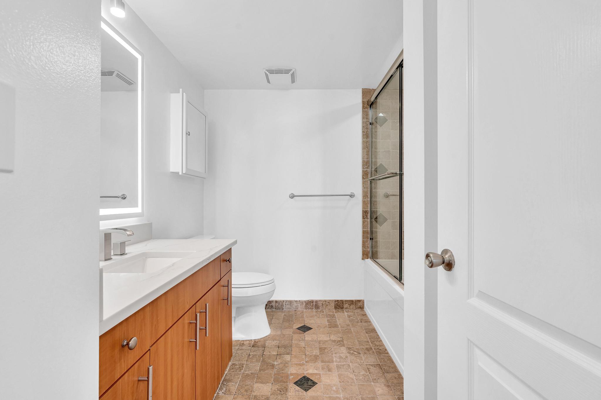 110 N Federal #1113, Fort Lauderdale FL 33301