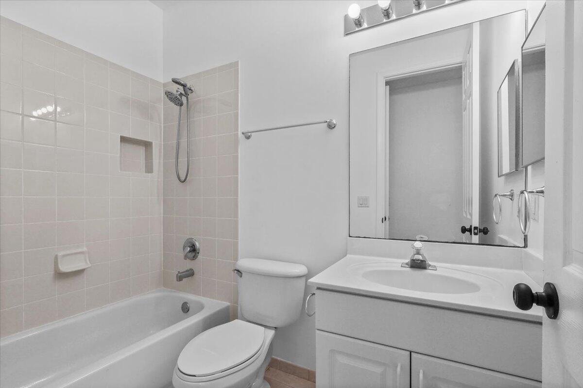 1831 Waldorf, Royal Palm Beach FL 33411