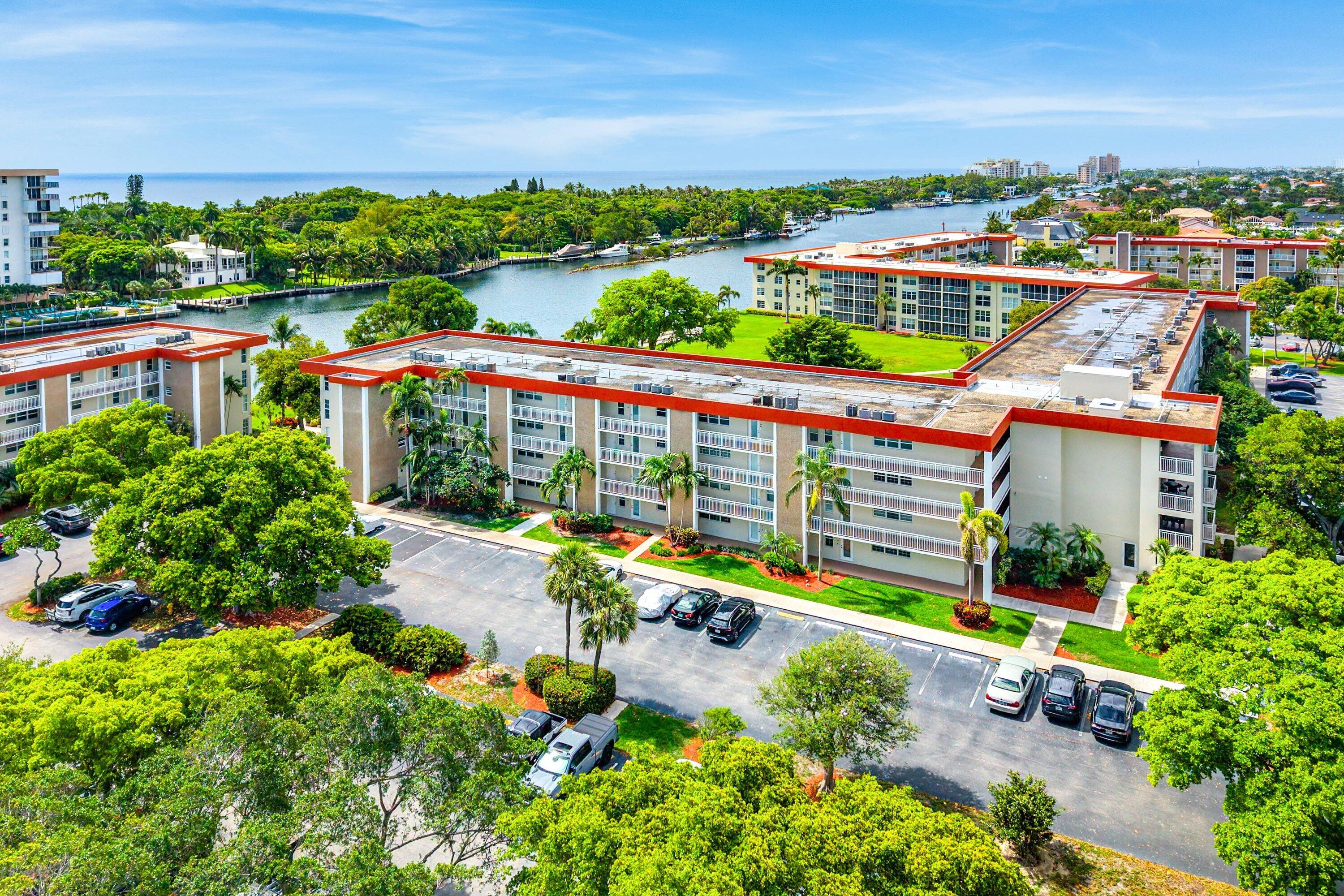 3150 NE 48th #411, Lighthouse Point FL 33064