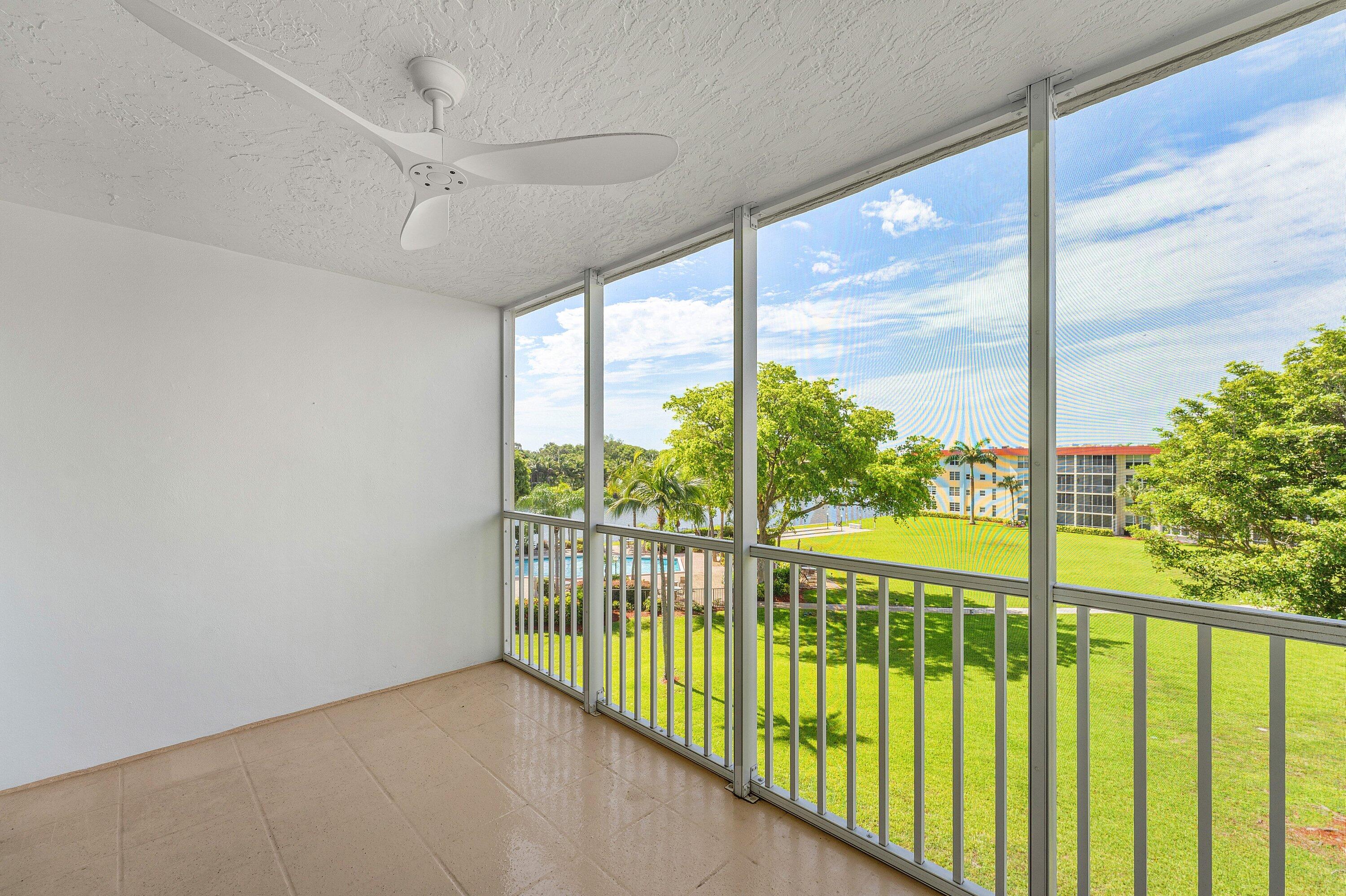 3150 NE 48th #411, Lighthouse Point FL 33064