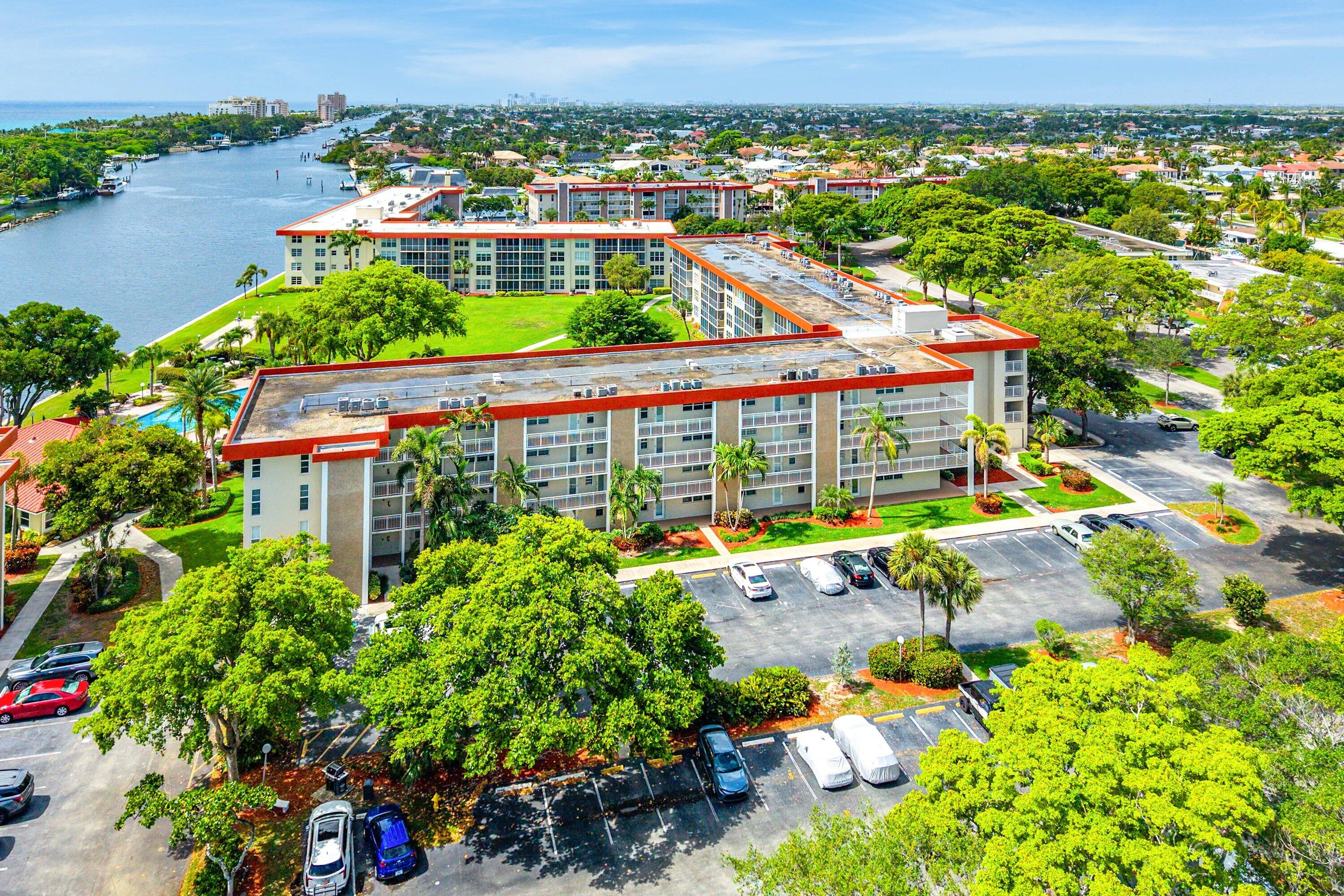 3150 NE 48th #411, Lighthouse Point FL 33064