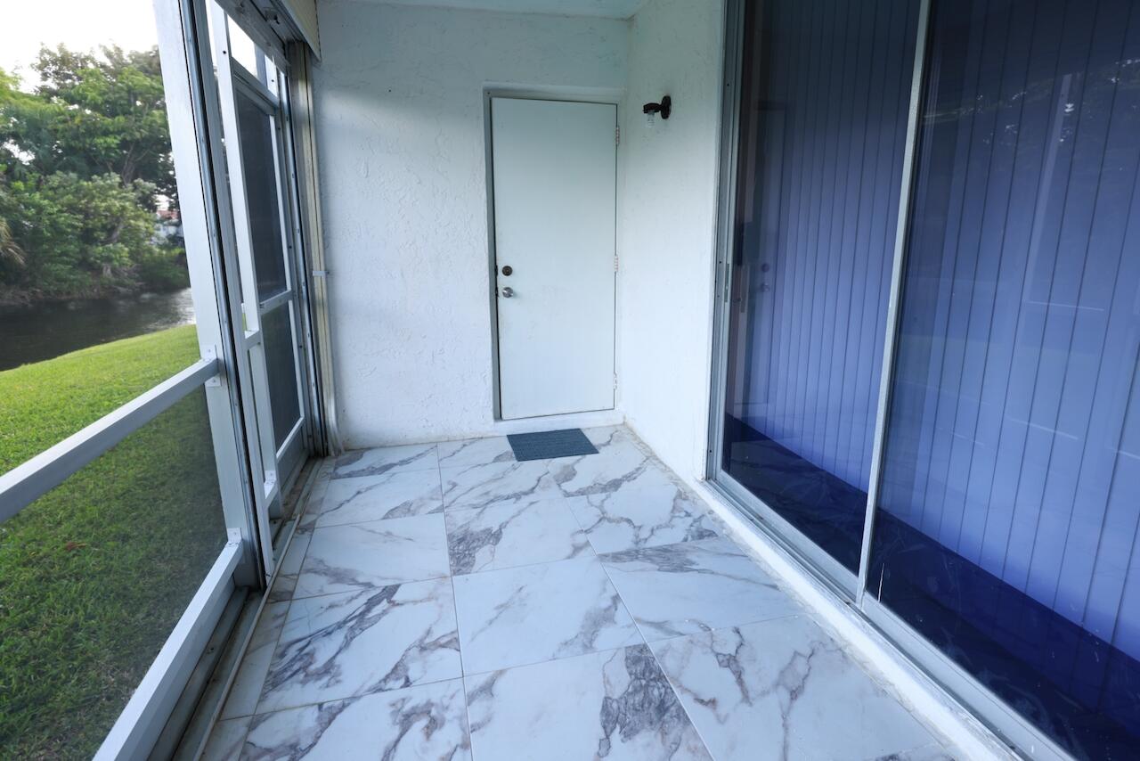 6570 Royal Palm #106j, Margate FL 33063