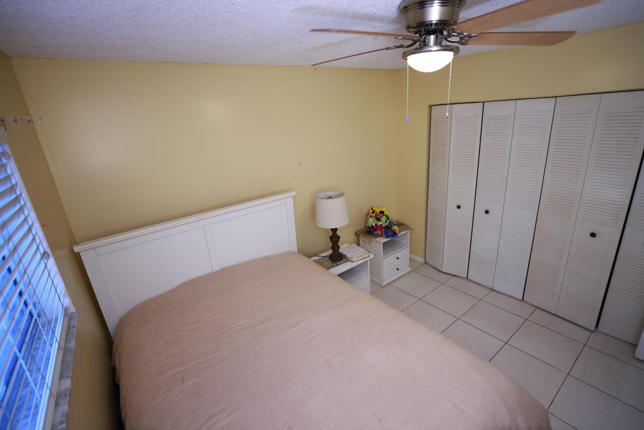 6570 Royal Palm #106j, Margate FL 33063