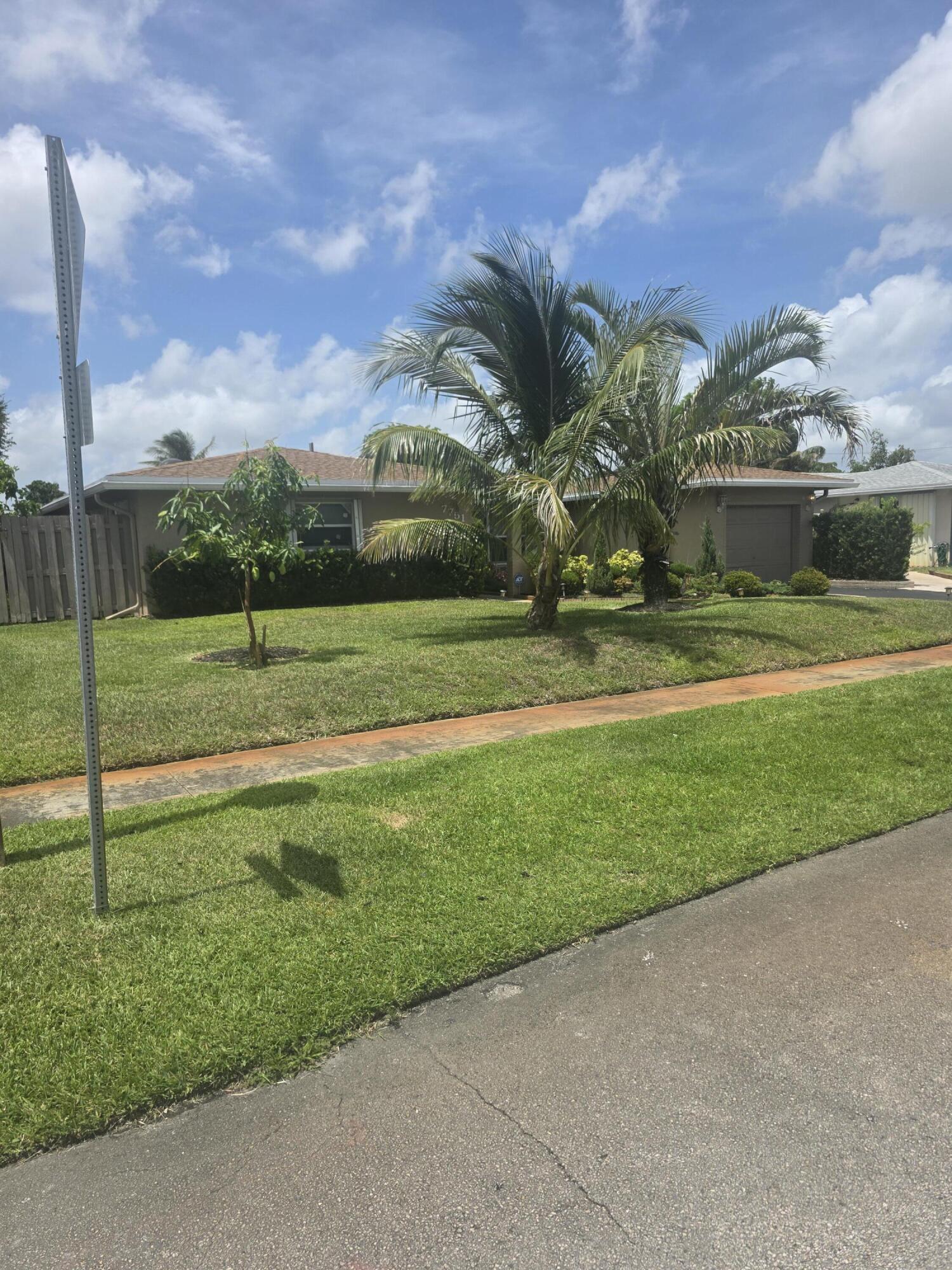 7751 NW 44th, Lauderhill FL 33351
