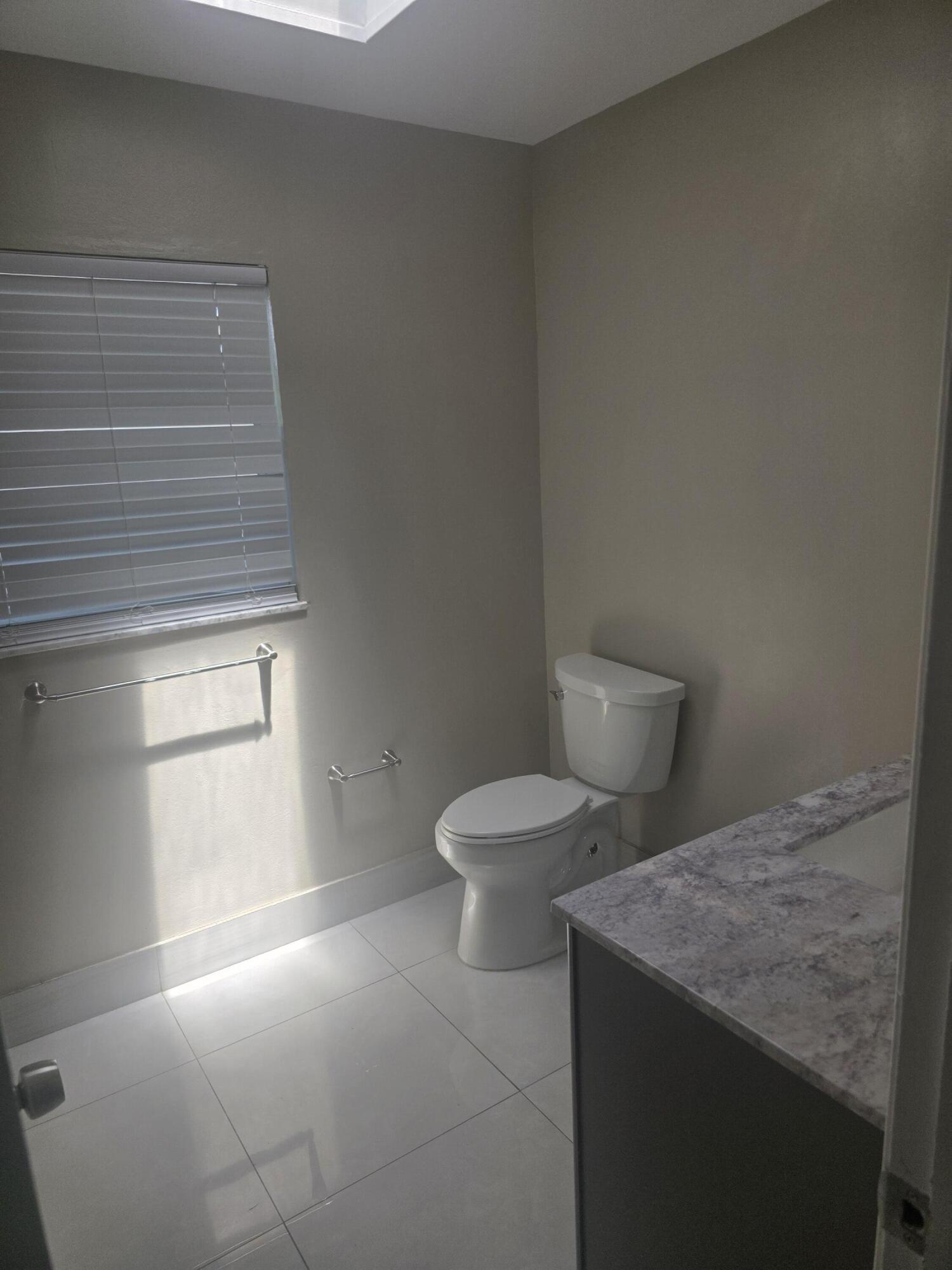7751 NW 44th, Lauderhill FL 33351