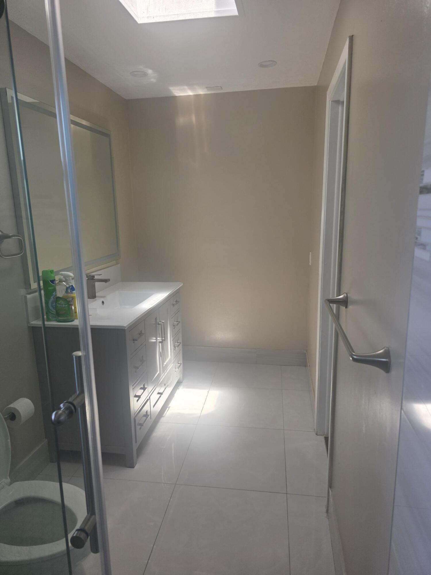 7751 NW 44th, Lauderhill FL 33351