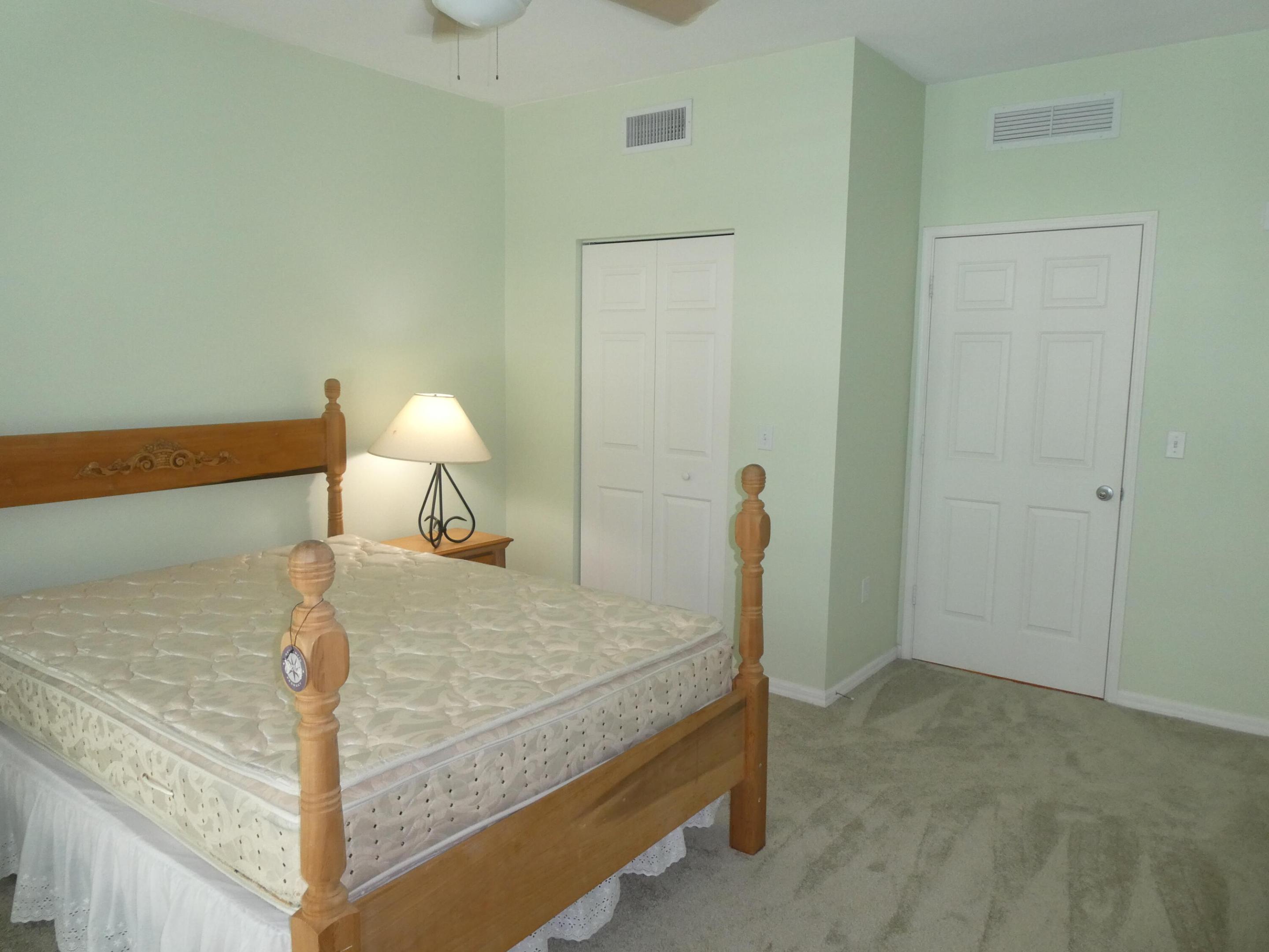 804 E Windward #211, Lantana FL 33462