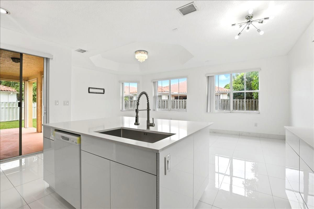 3802 SW 165th, Miramar FL 33027