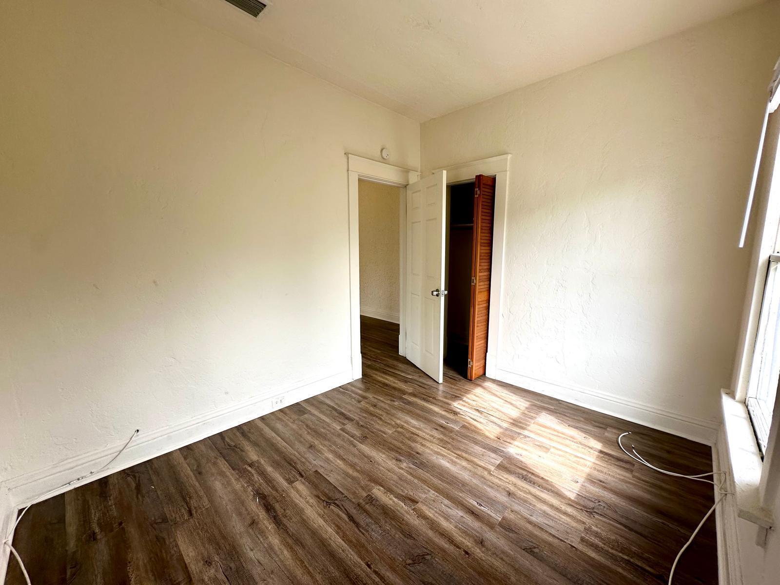 523 Valley Forge, West Palm Beach FL 33405