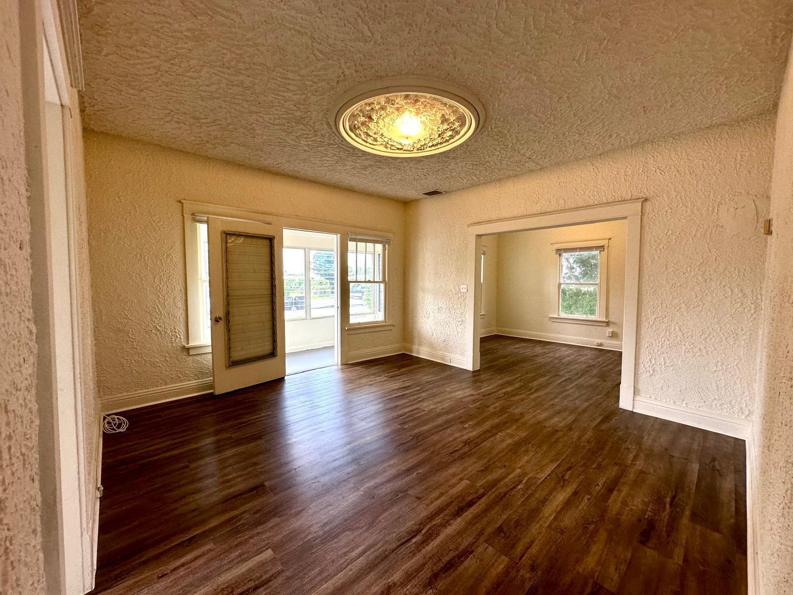 523 Valley Forge, West Palm Beach FL 33405
