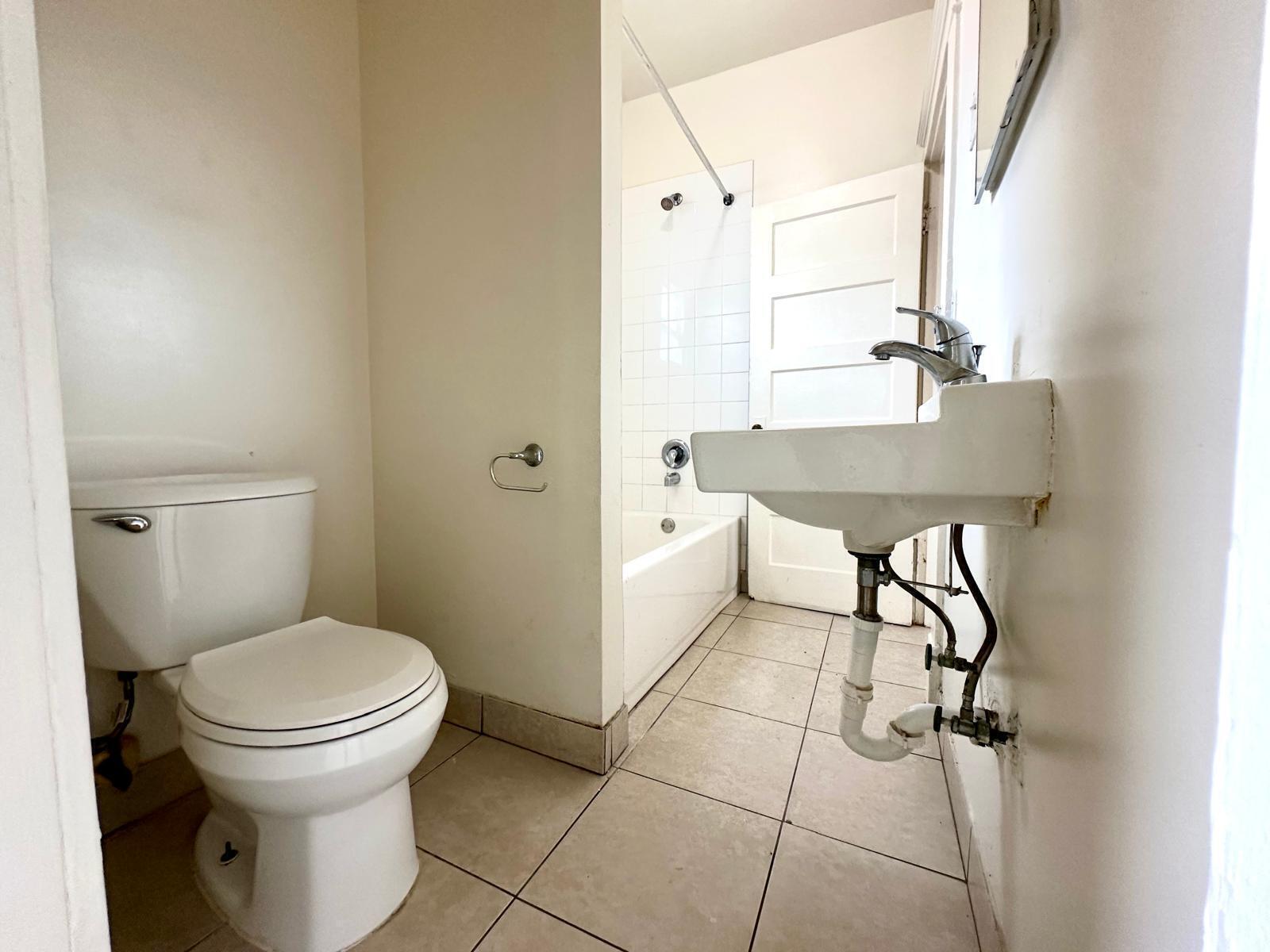 523 Valley Forge, West Palm Beach FL 33405