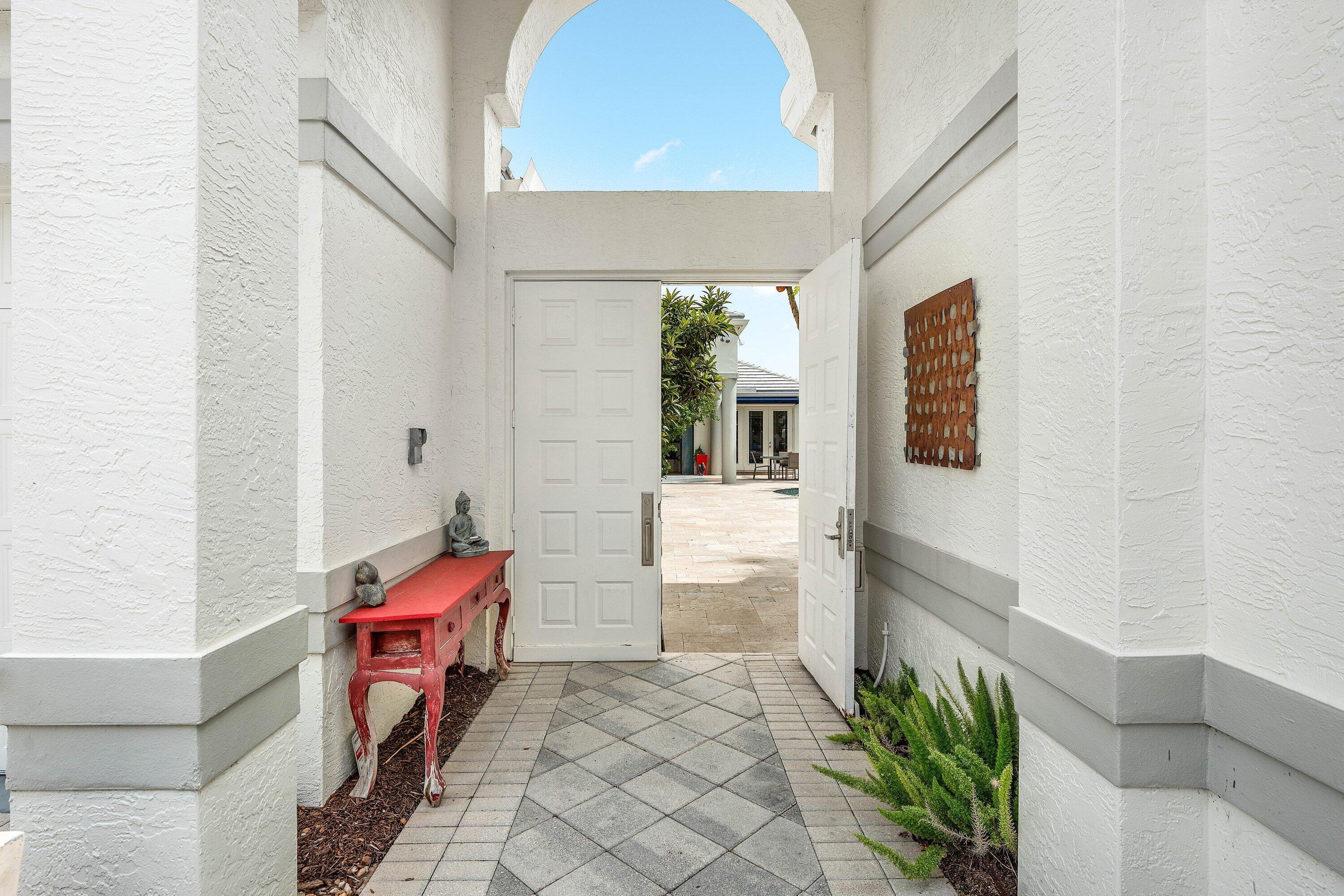 3507 NW Clubside, Boca Raton FL 33496