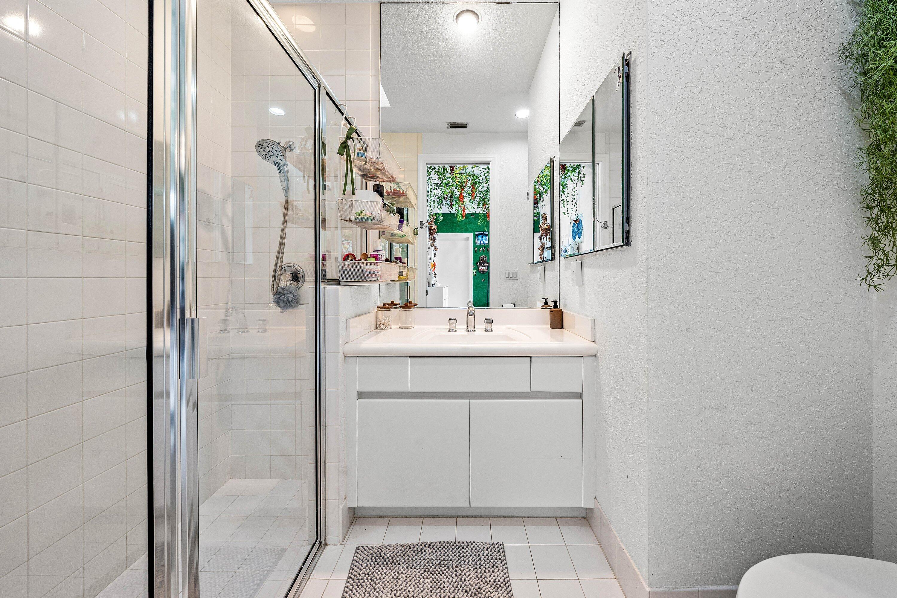 3507 NW Clubside, Boca Raton FL 33496