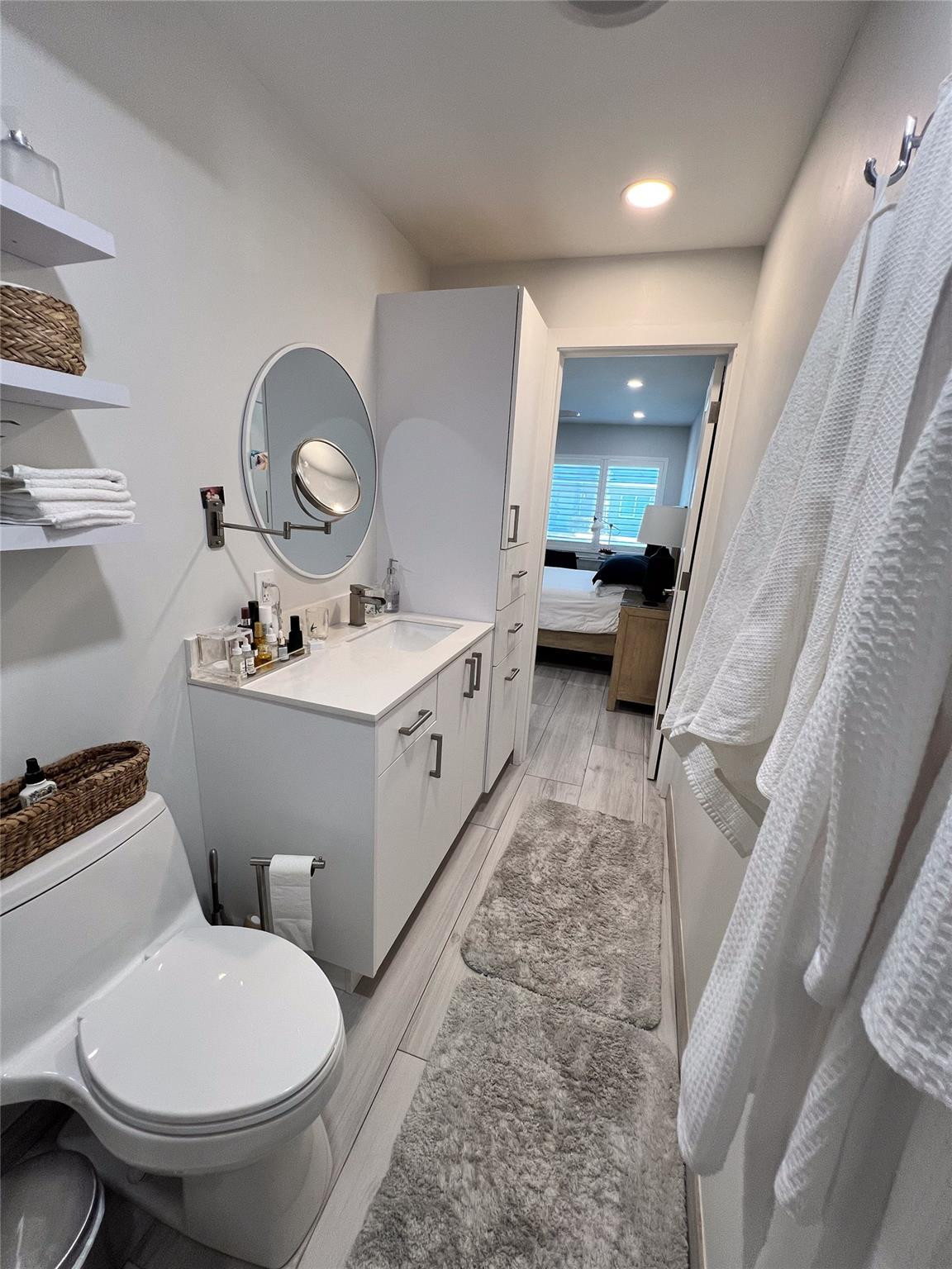 2115 NE 37th #121, Fort Lauderdale FL 33308