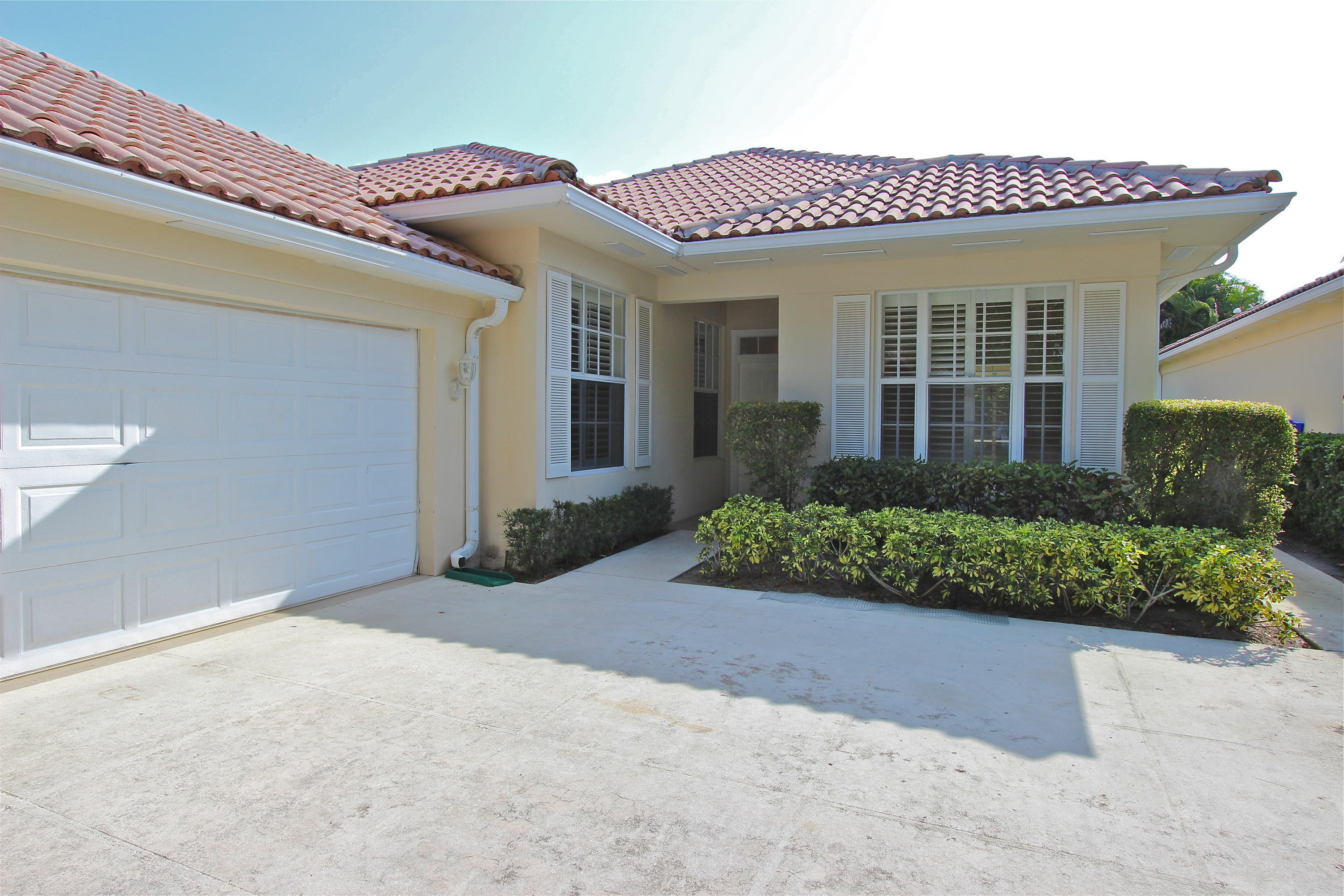 160 Lost Bridge, Palm Beach Gardens FL 33410