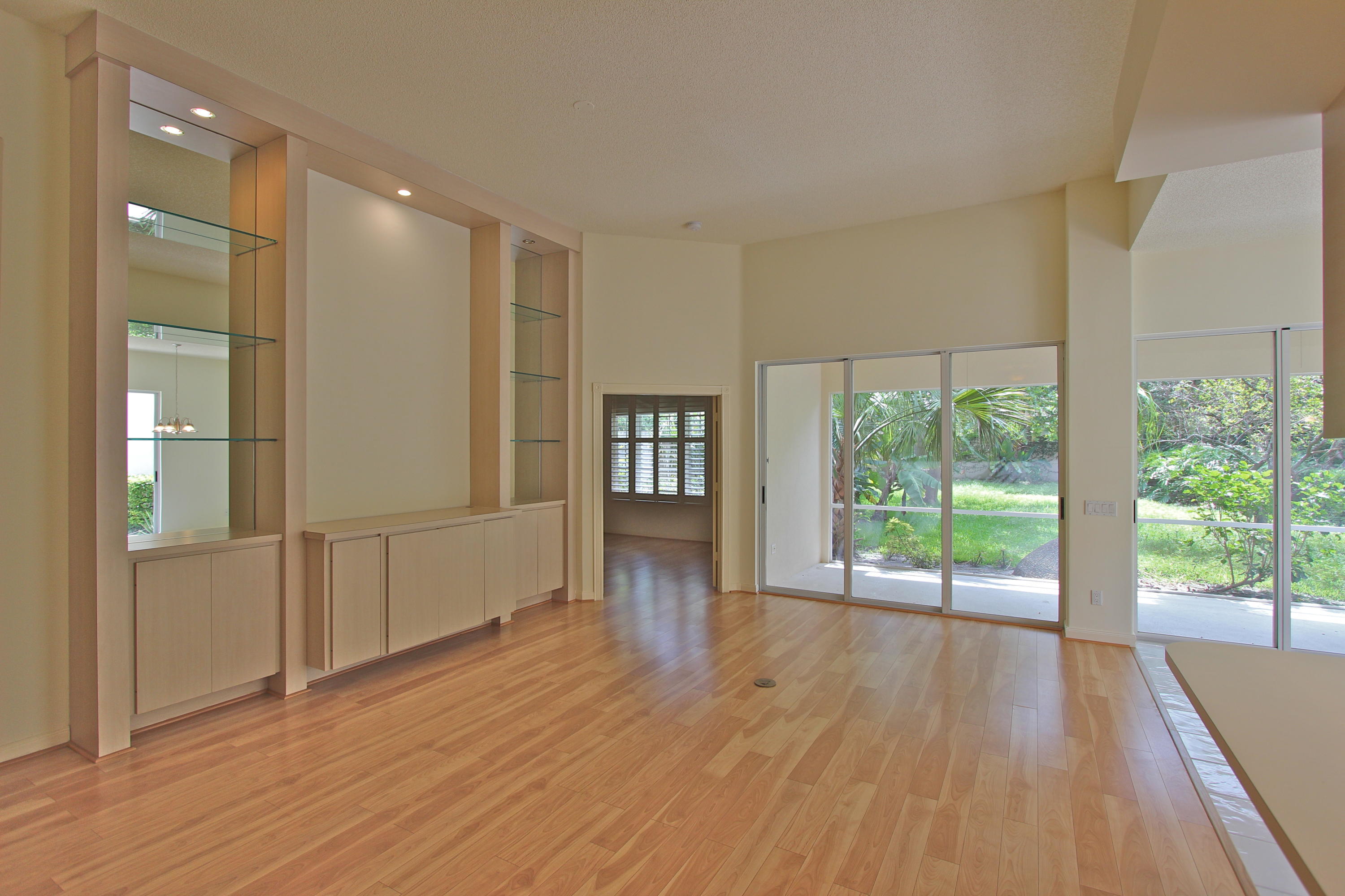 160 Lost Bridge, Palm Beach Gardens FL 33410
