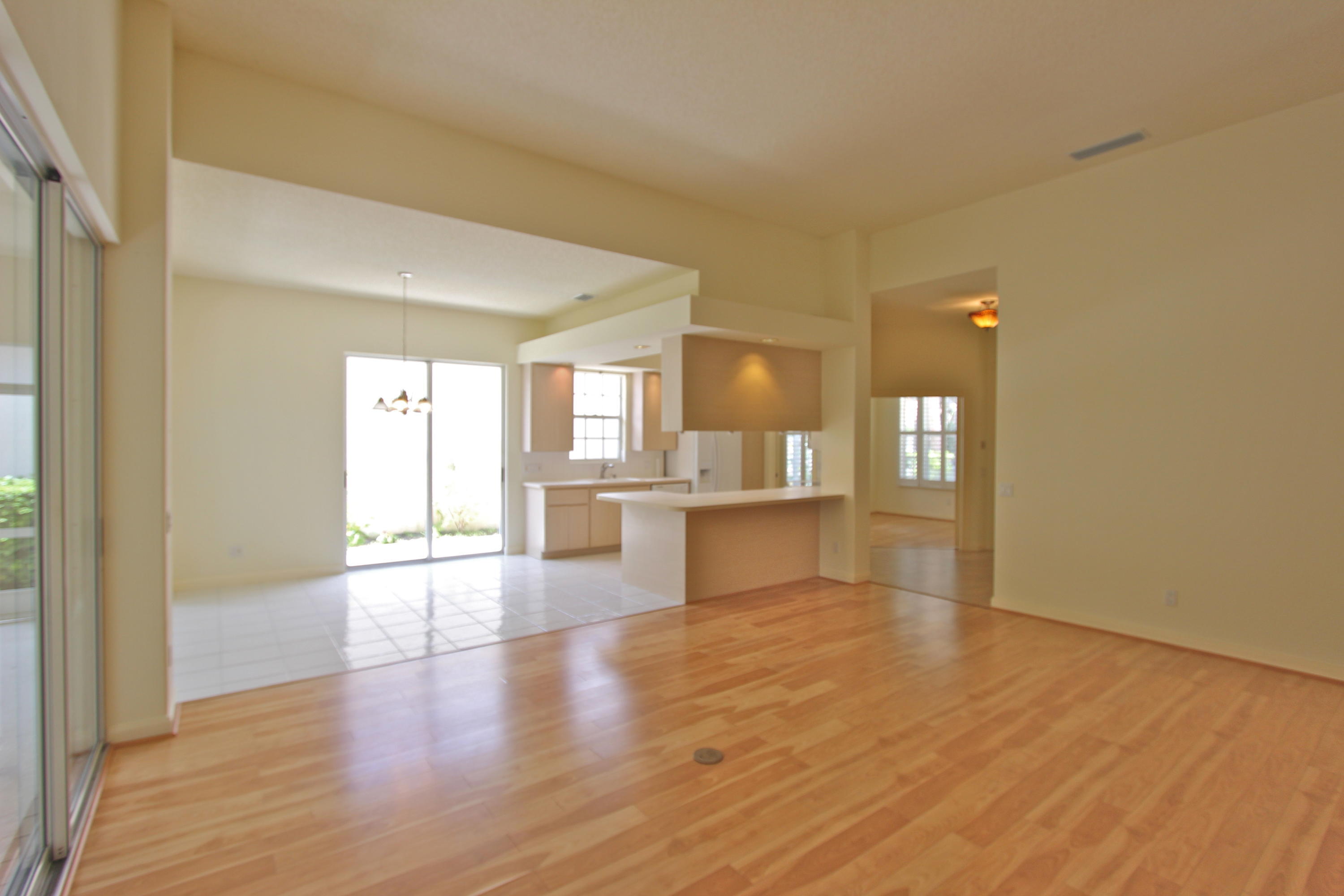 160 Lost Bridge, Palm Beach Gardens FL 33410