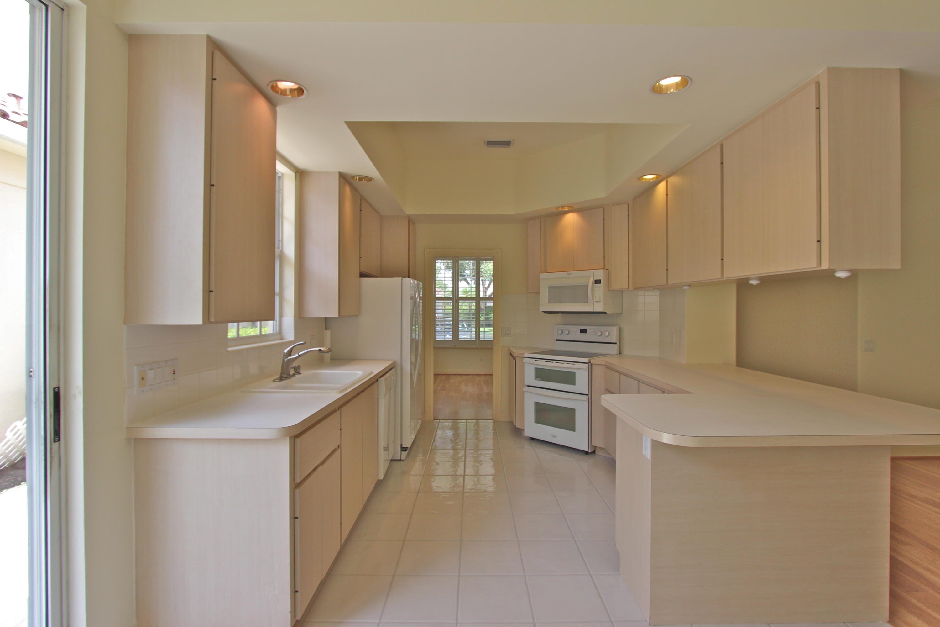 160 Lost Bridge, Palm Beach Gardens FL 33410